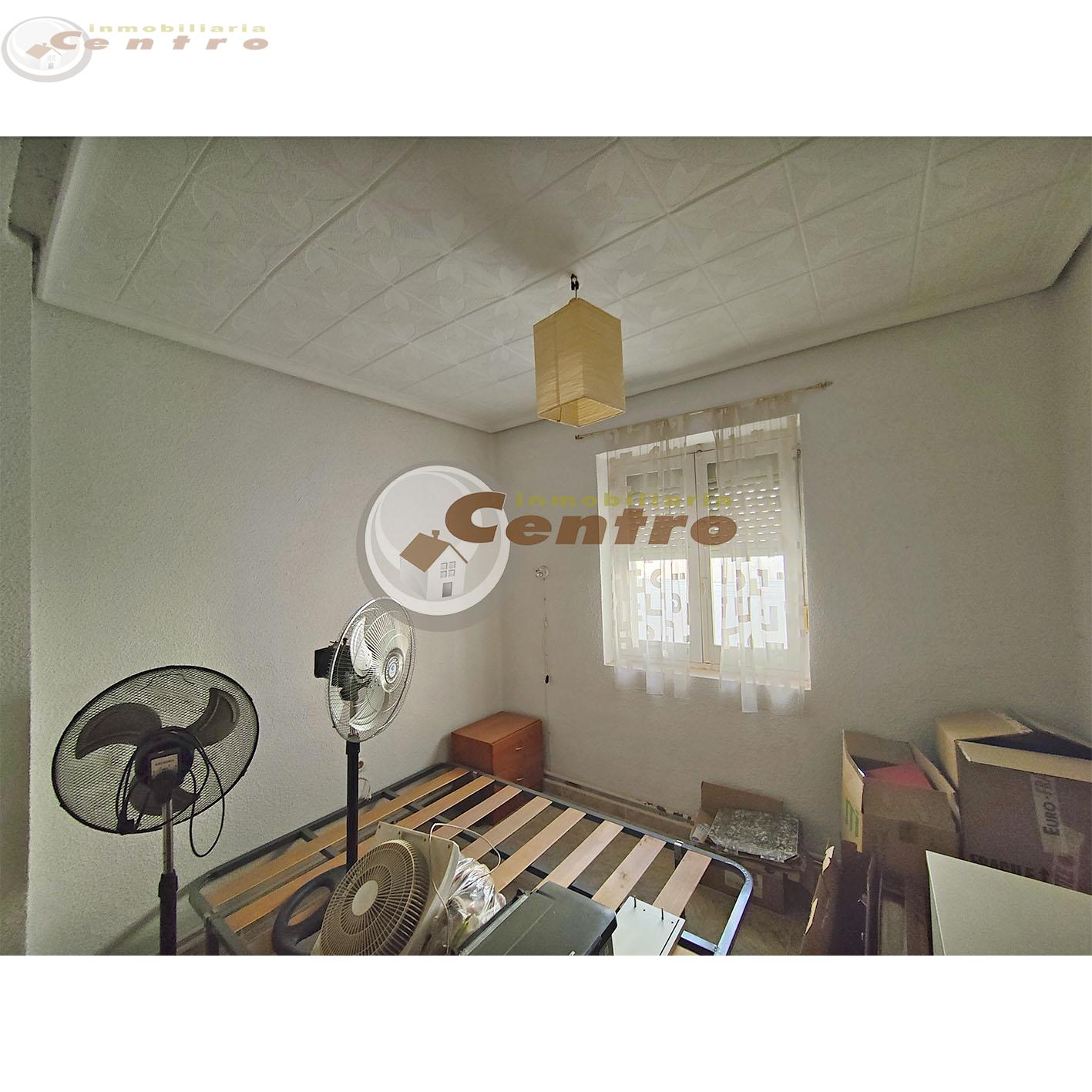 For sale of flat in Albacete