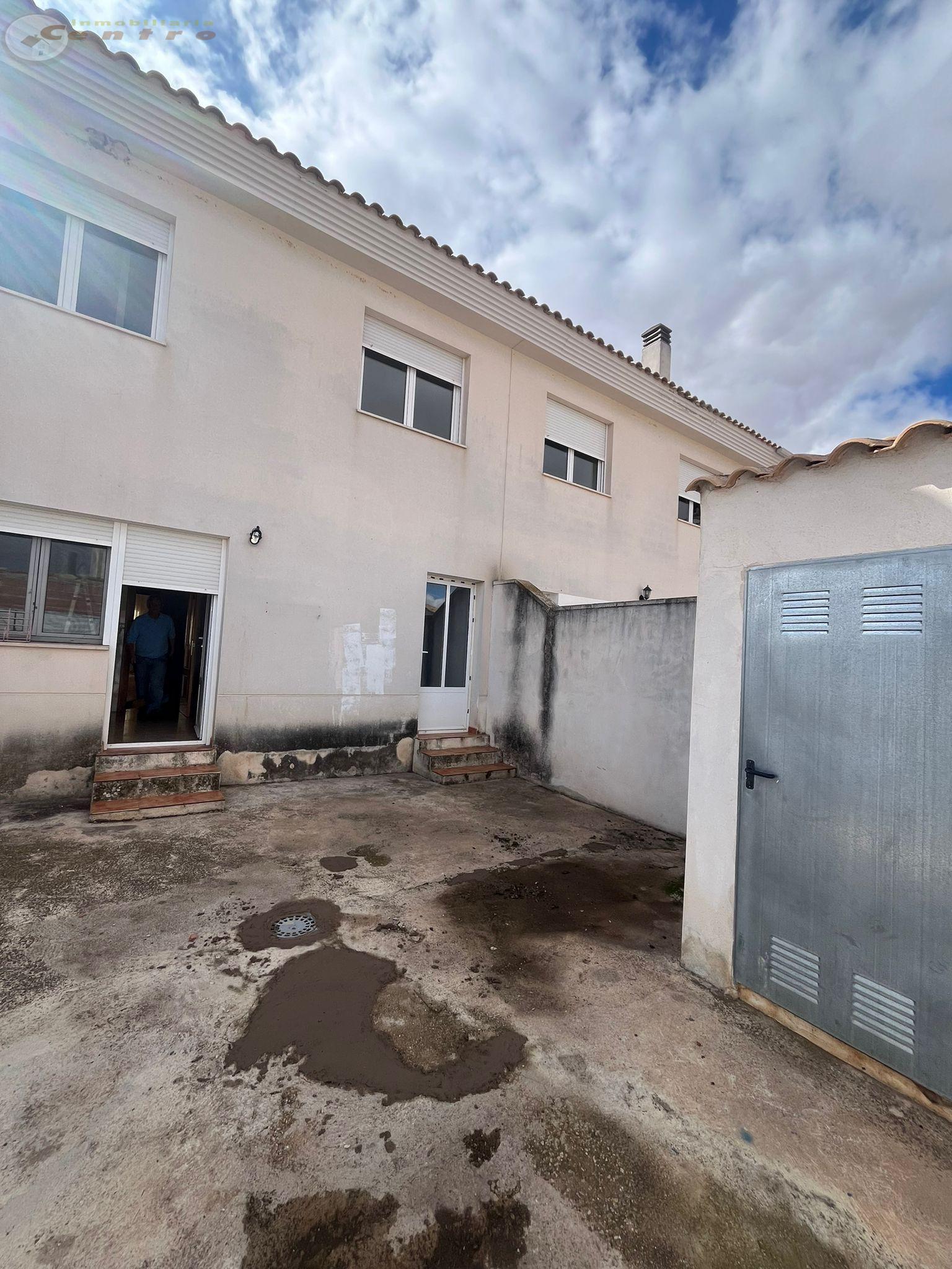 For sale of house in Casas de Juan Núñez