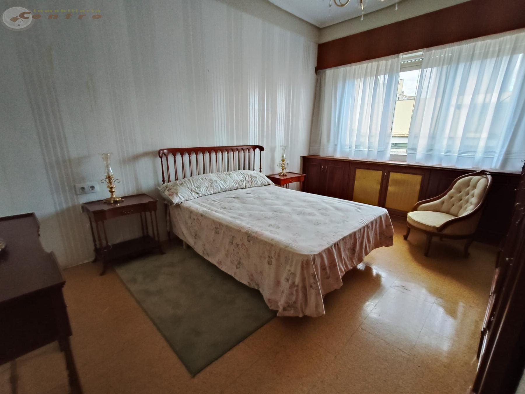For sale of flat in Albacete
