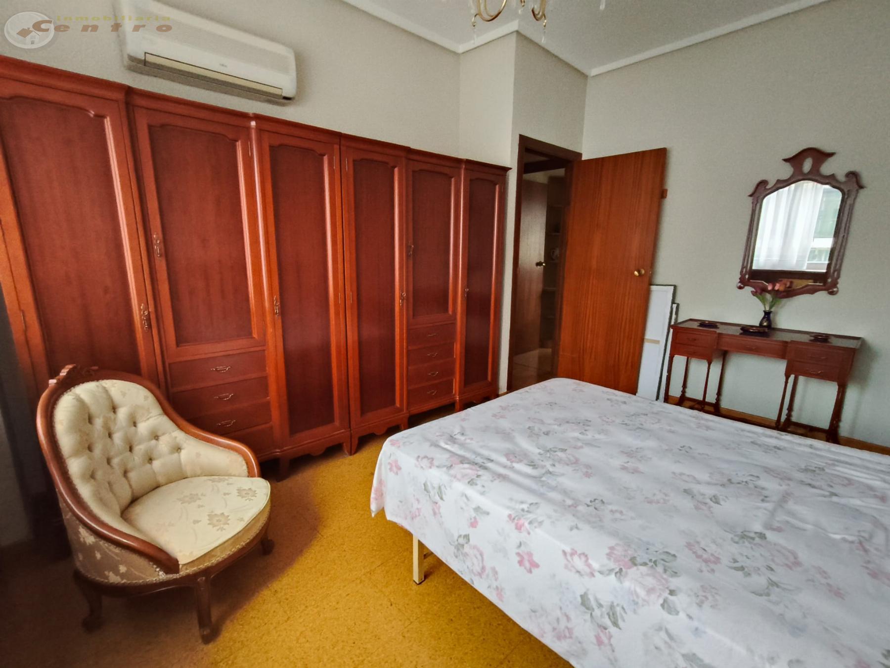 For sale of flat in Albacete