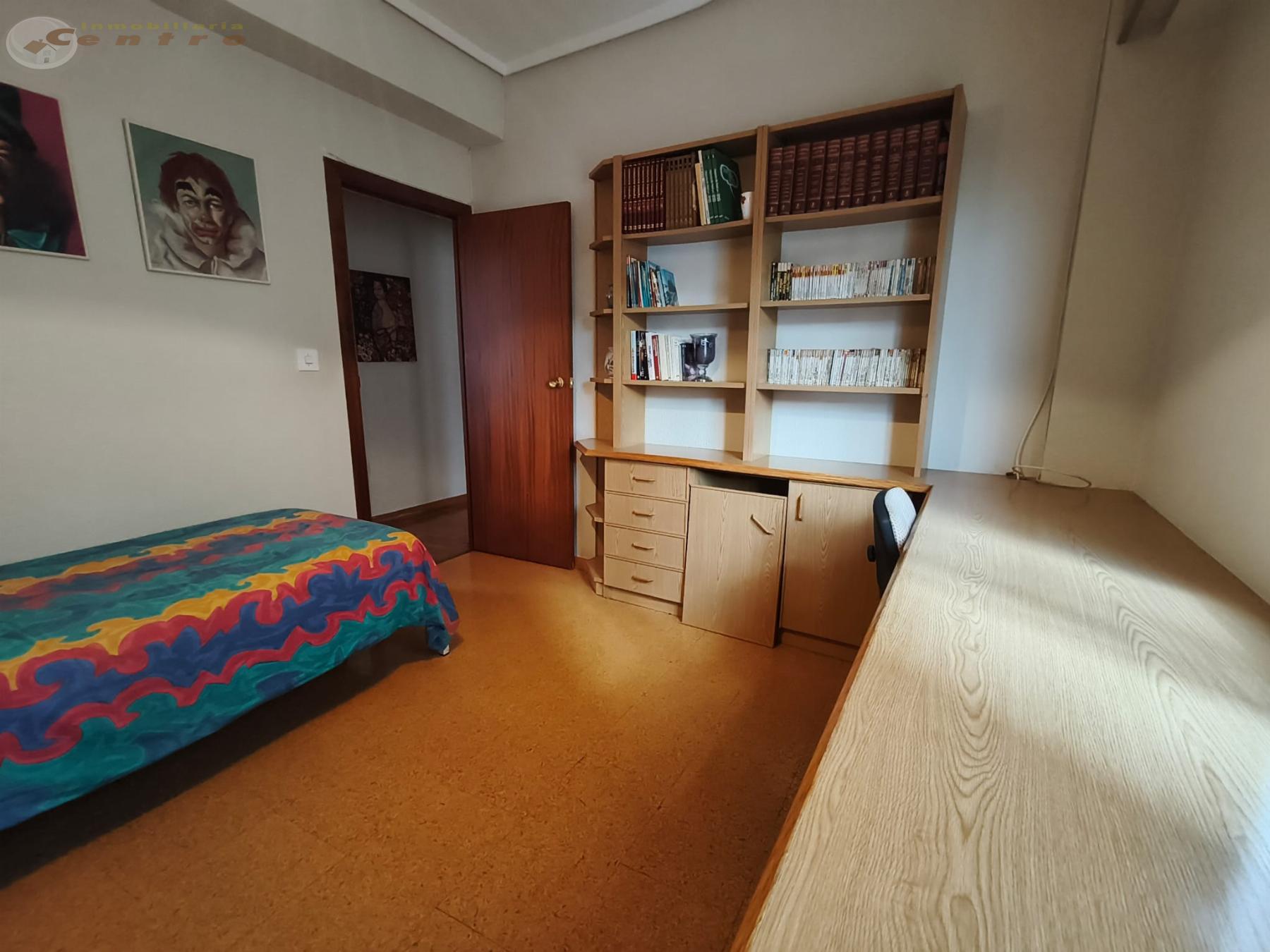 For sale of flat in Albacete
