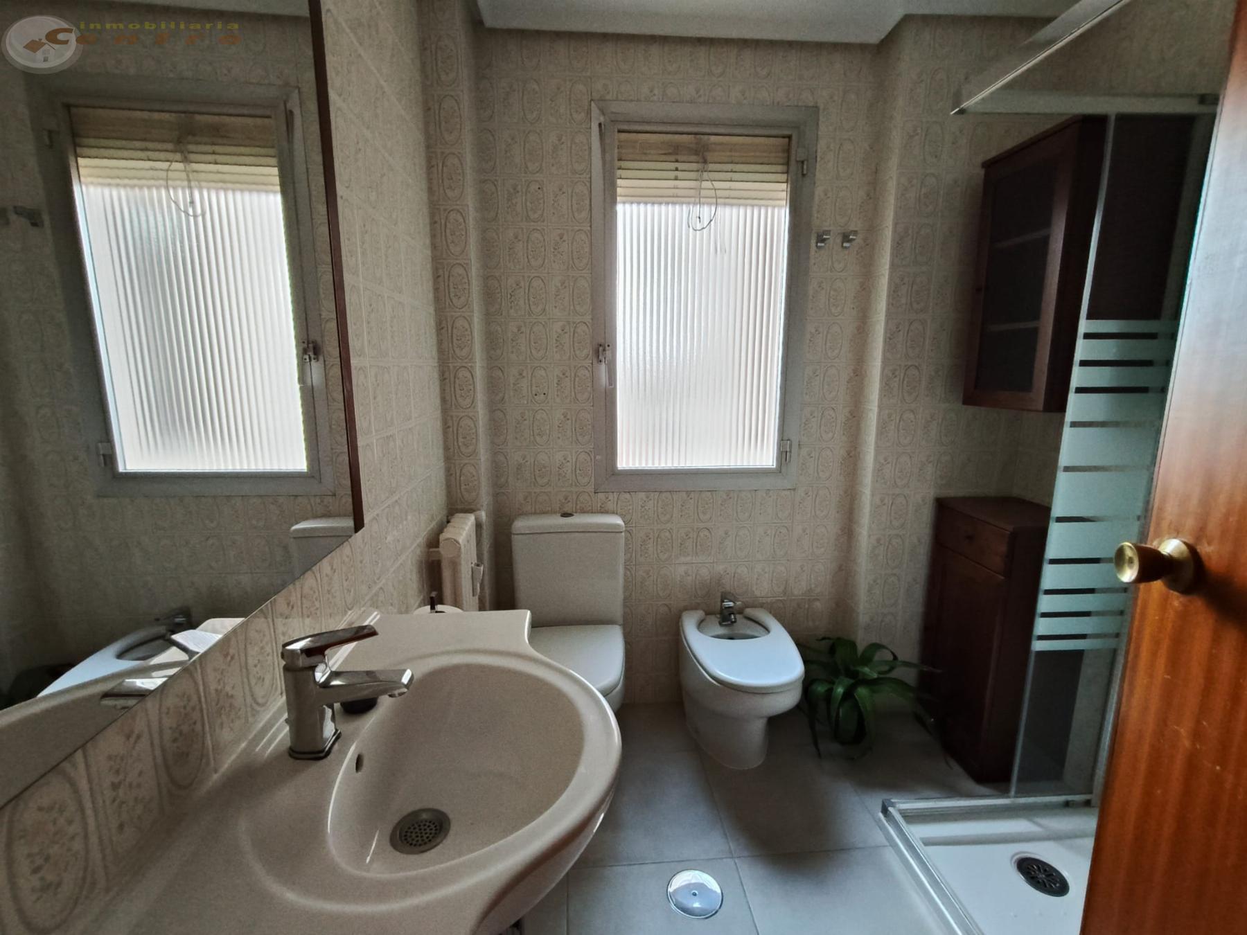 For sale of flat in Albacete