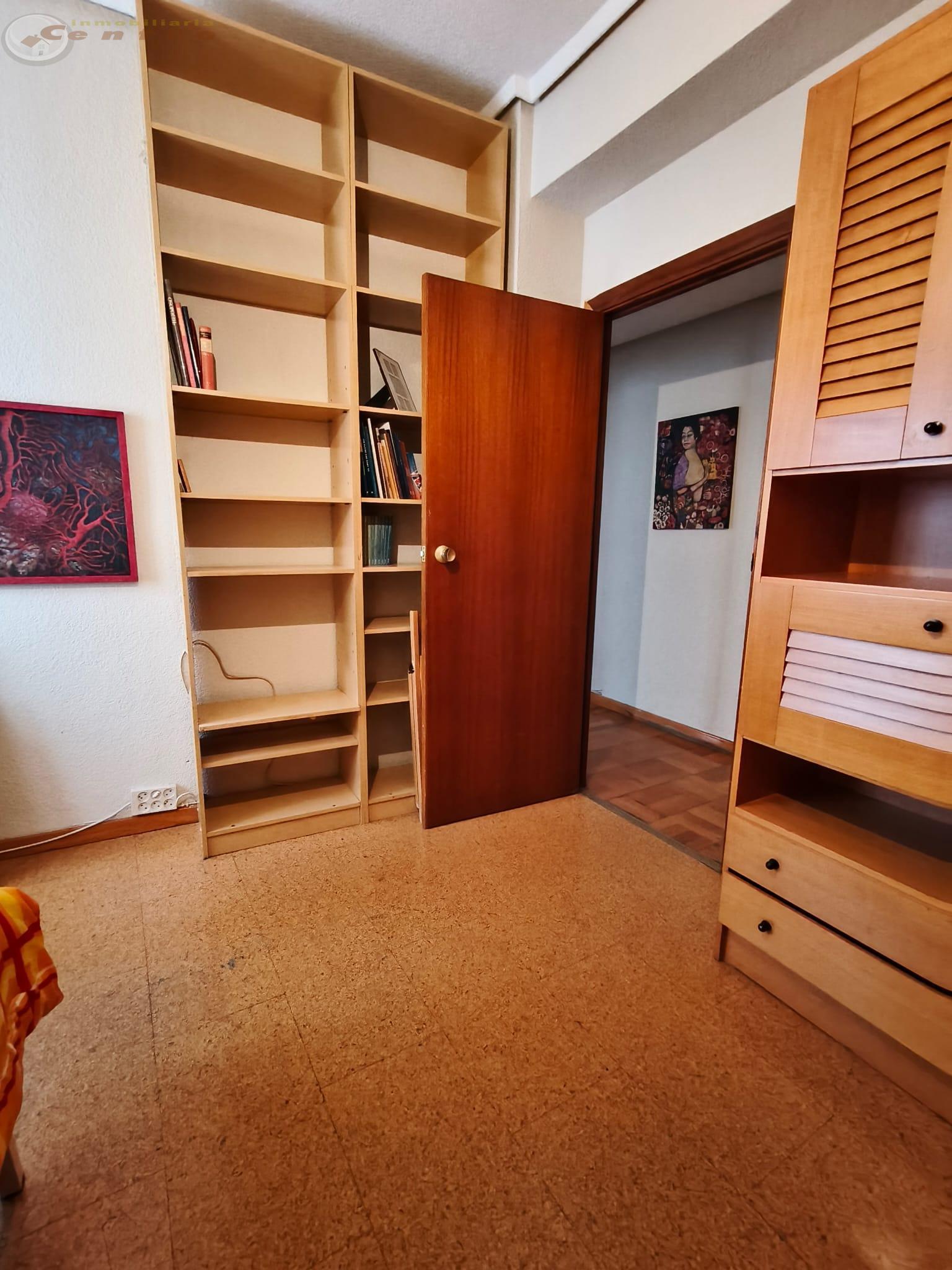 For sale of flat in Albacete