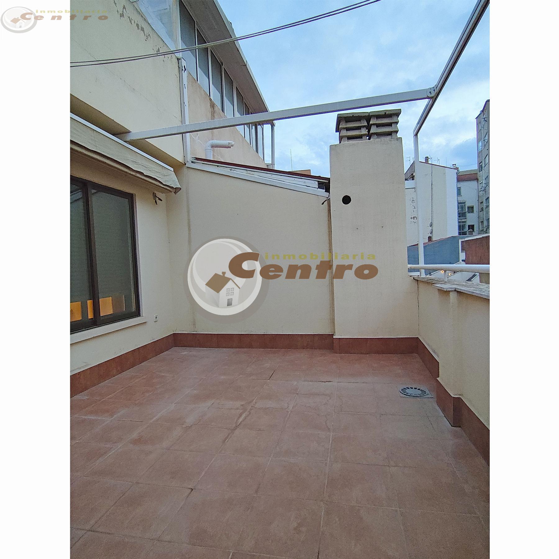 For sale of penthouse in Albacete