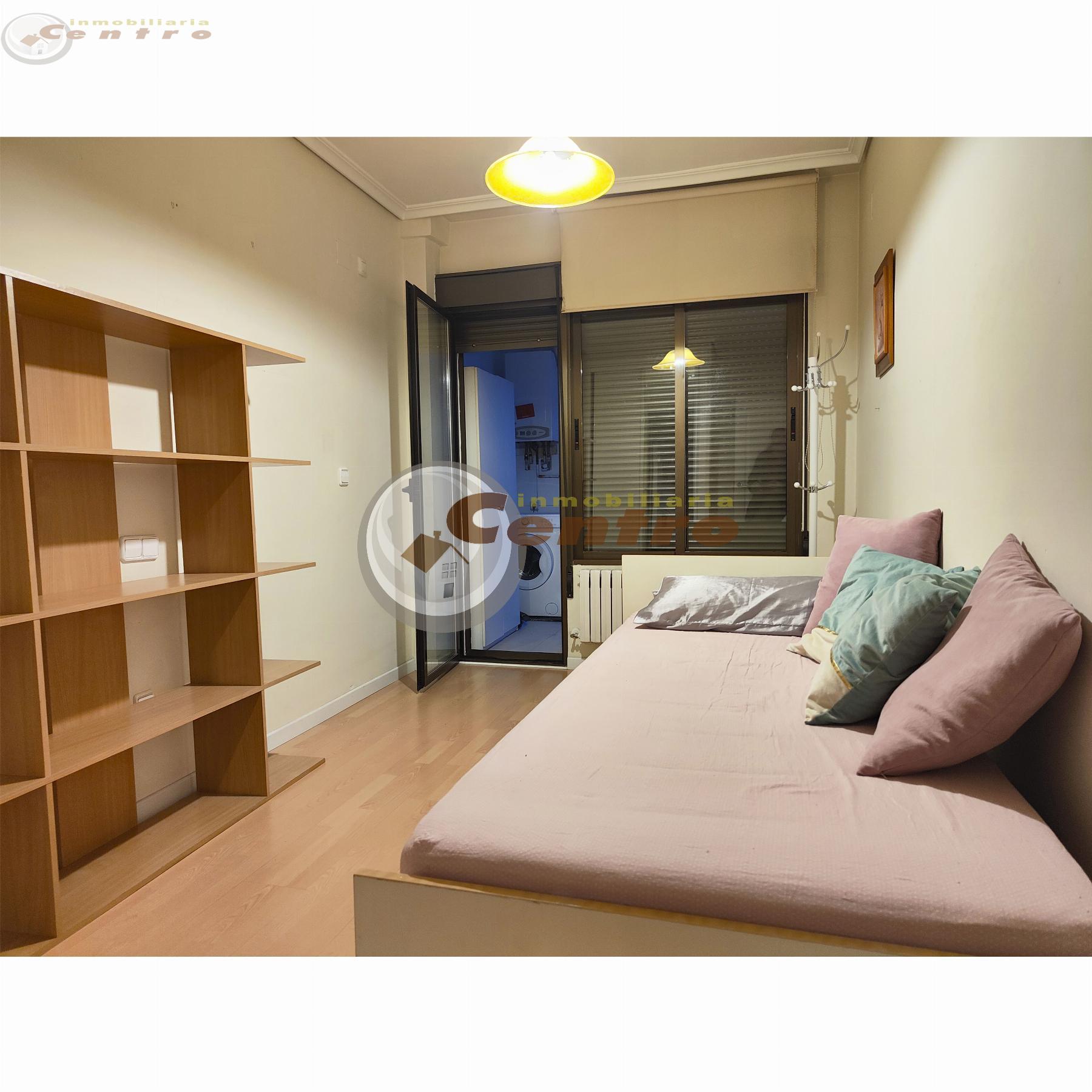 For sale of penthouse in Albacete