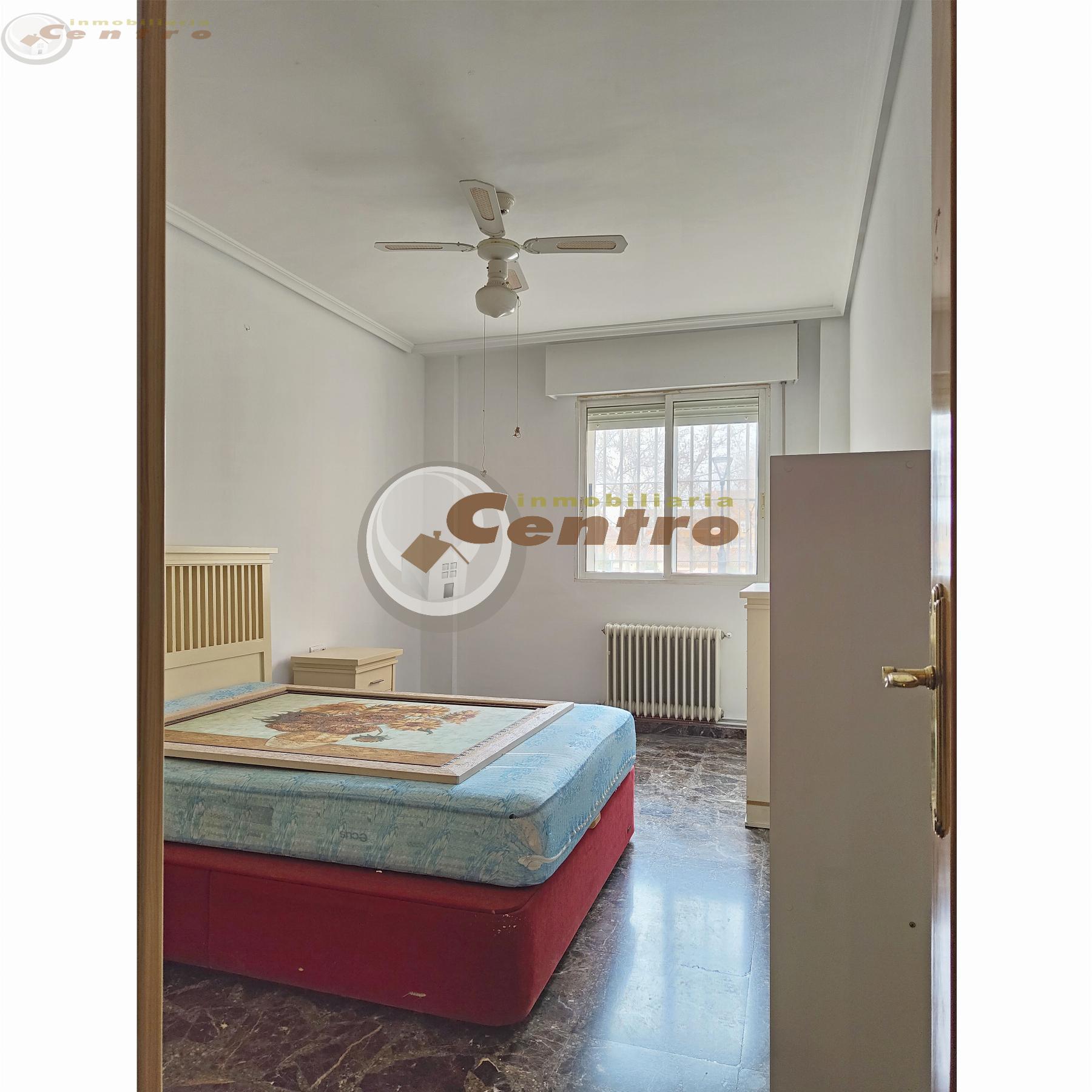 For sale of flat in Albacete