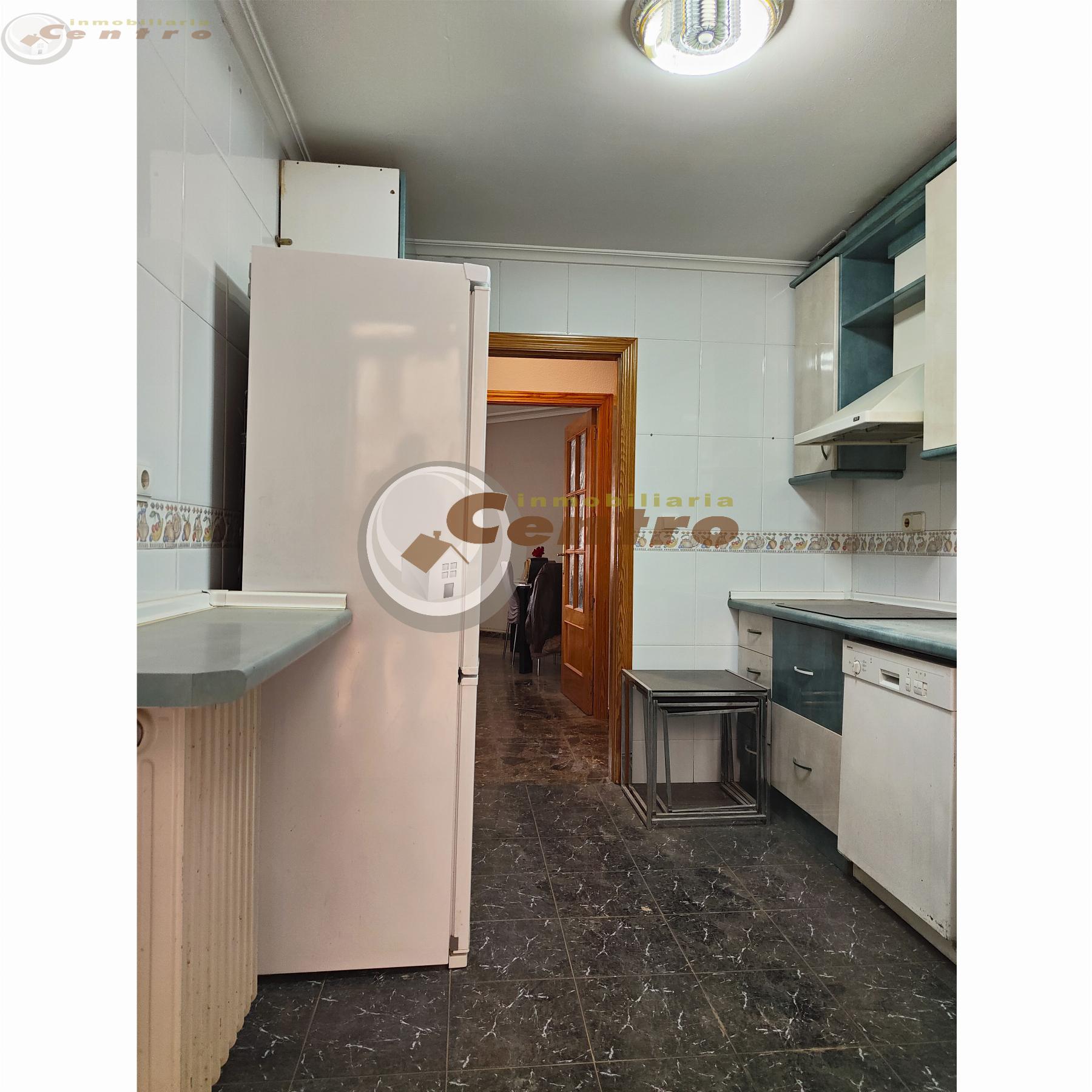 For sale of flat in Albacete