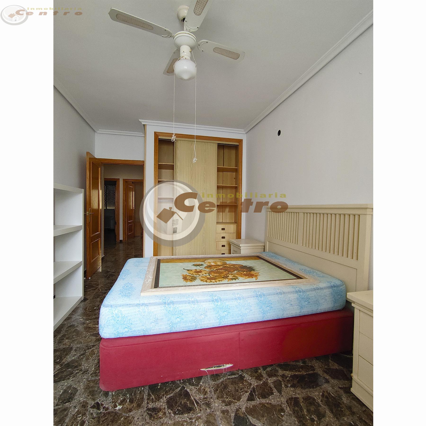 For sale of flat in Albacete