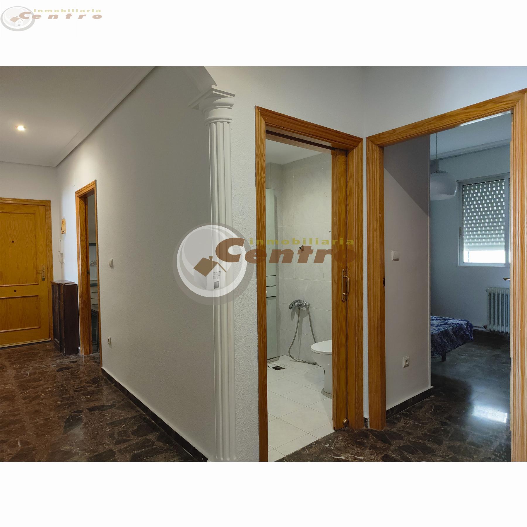 For sale of flat in Albacete