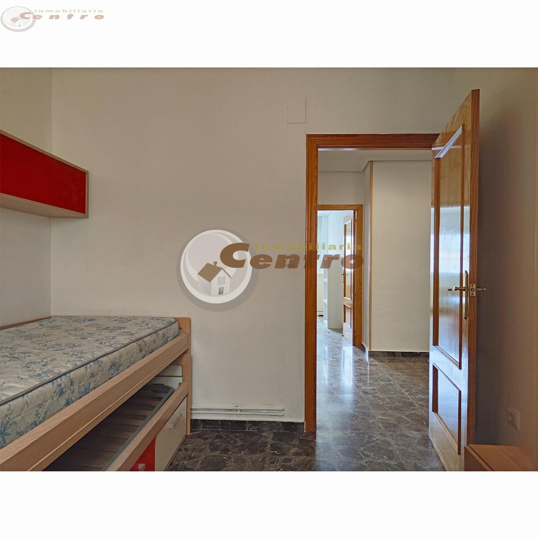 For sale of flat in Albacete
