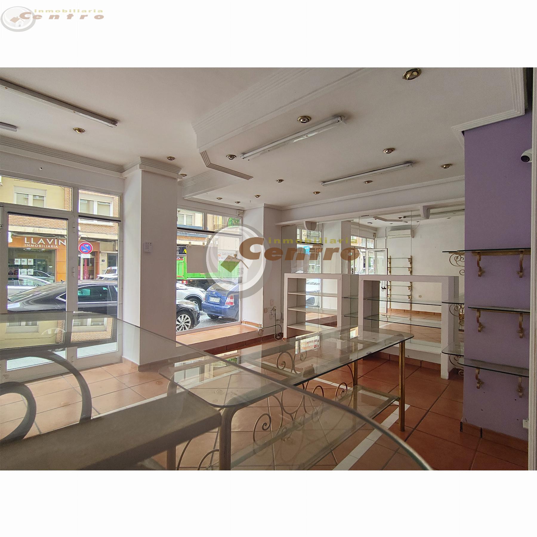 For sale of commercial in Albacete