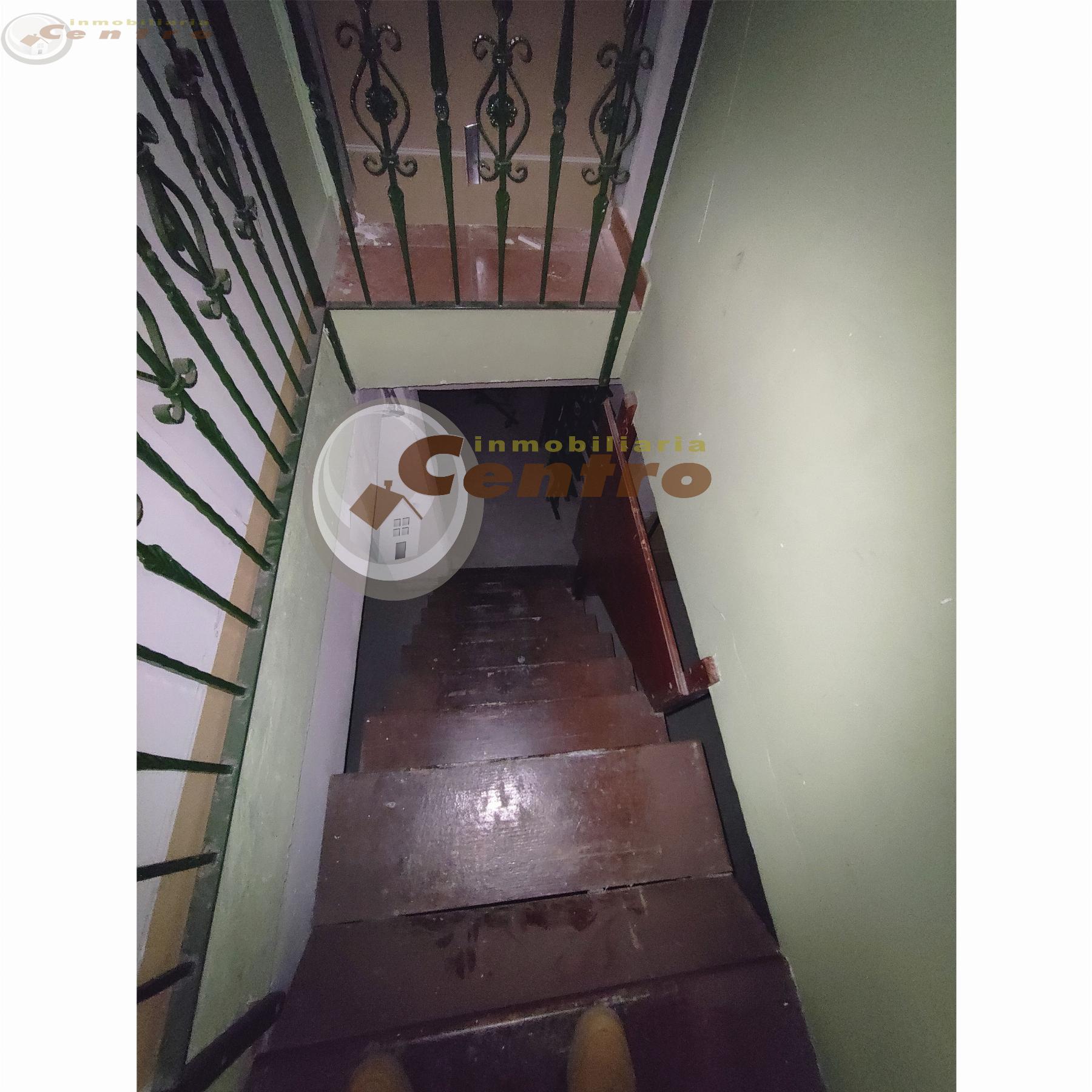 For sale of commercial in Albacete