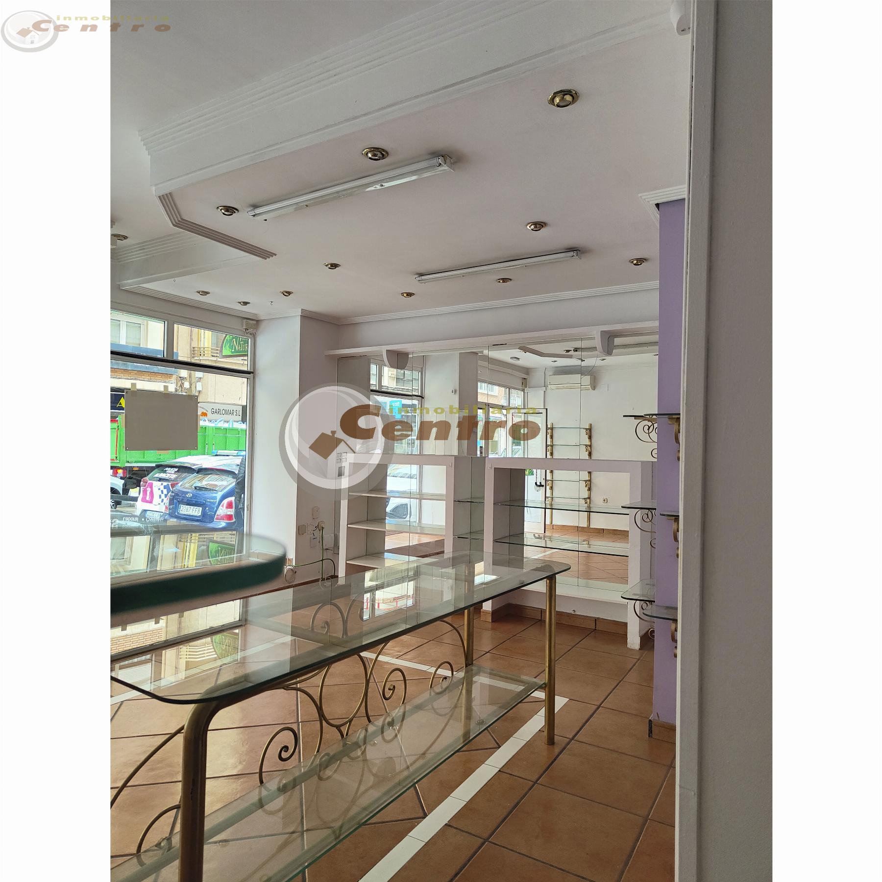 For sale of commercial in Albacete