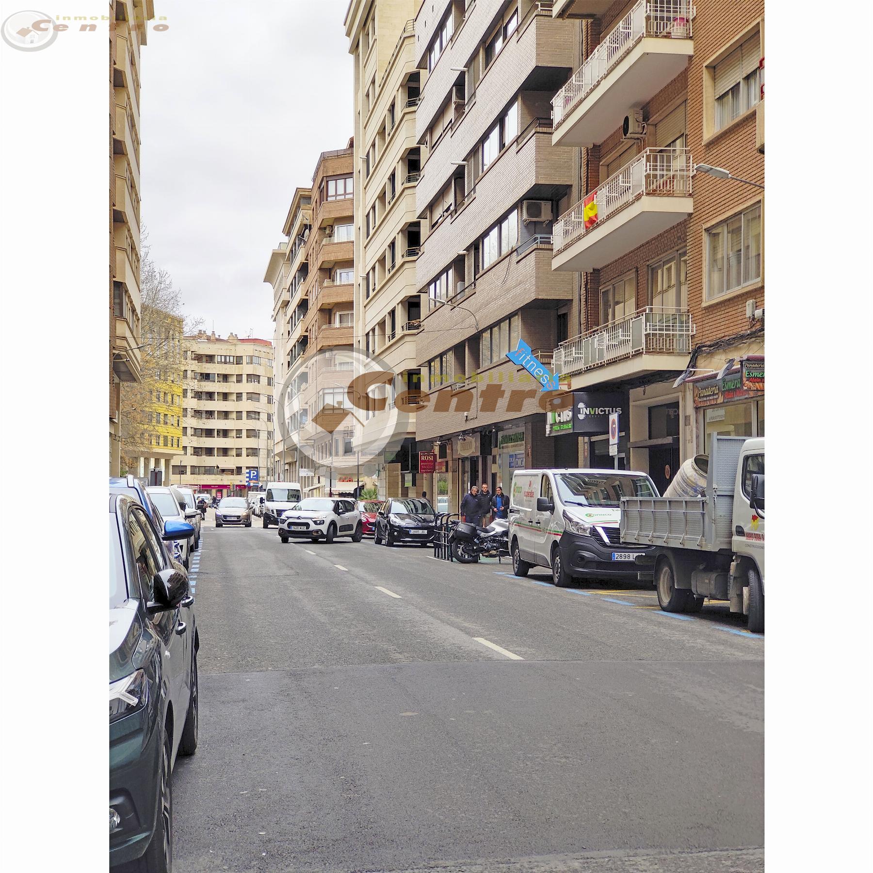 For sale of commercial in Albacete