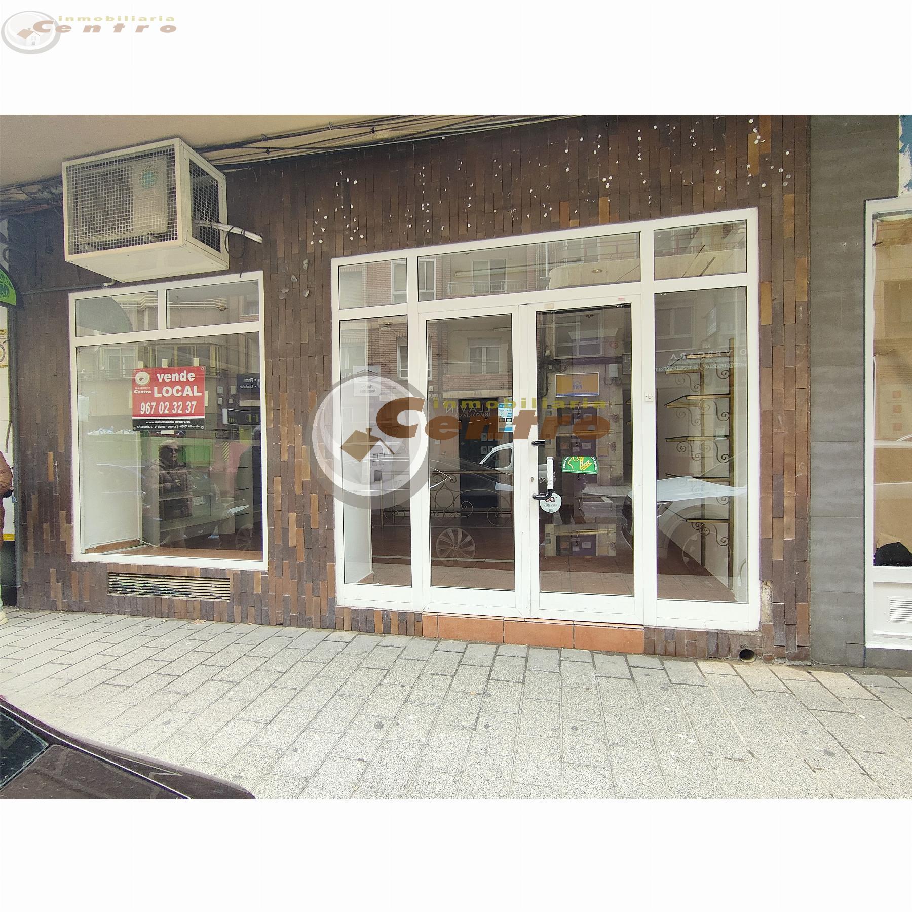 For sale of commercial in Albacete