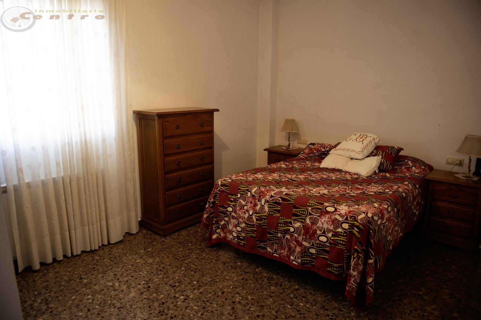For sale of flat in Albacete