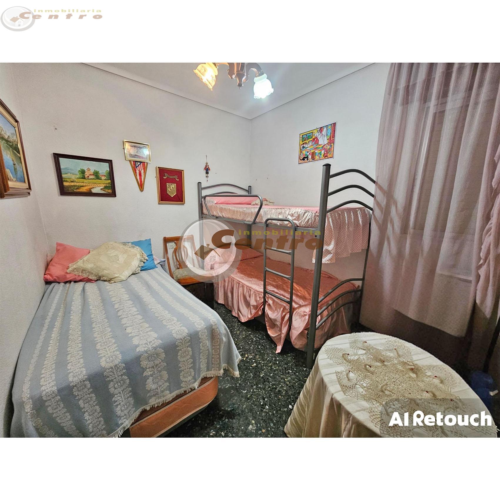For sale of flat in Albacete