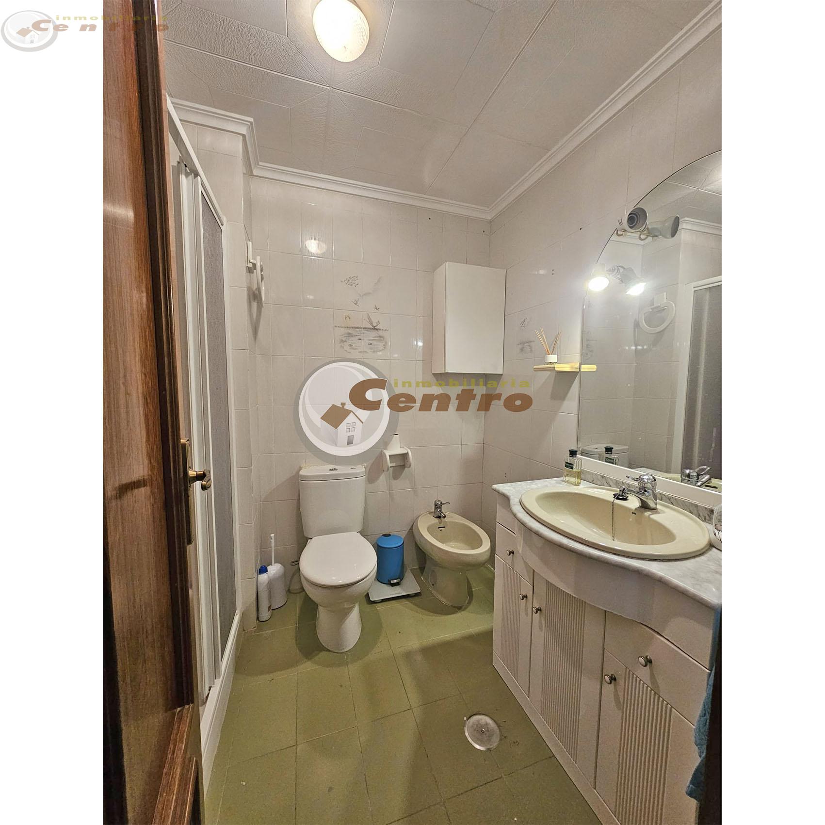 For sale of flat in Albacete