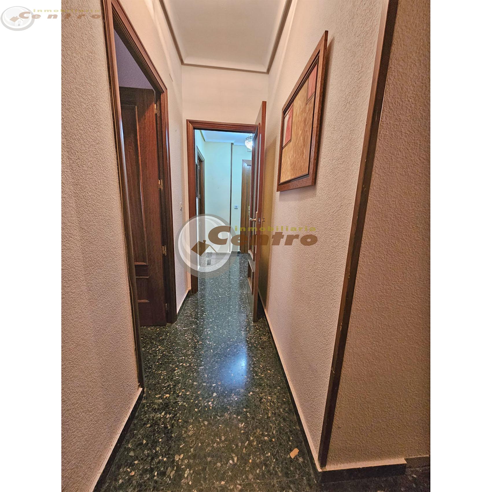 For sale of flat in Albacete