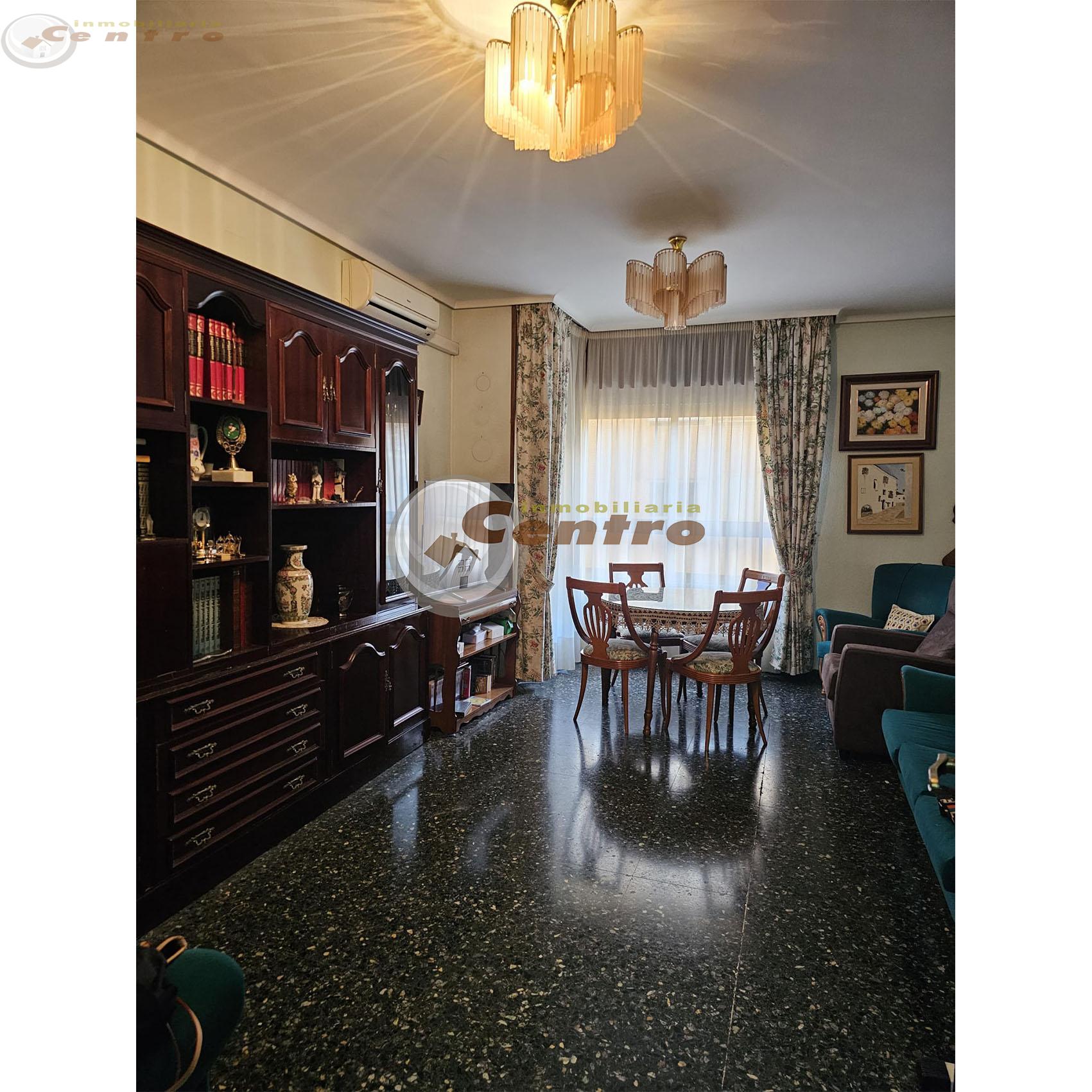 For sale of flat in Albacete