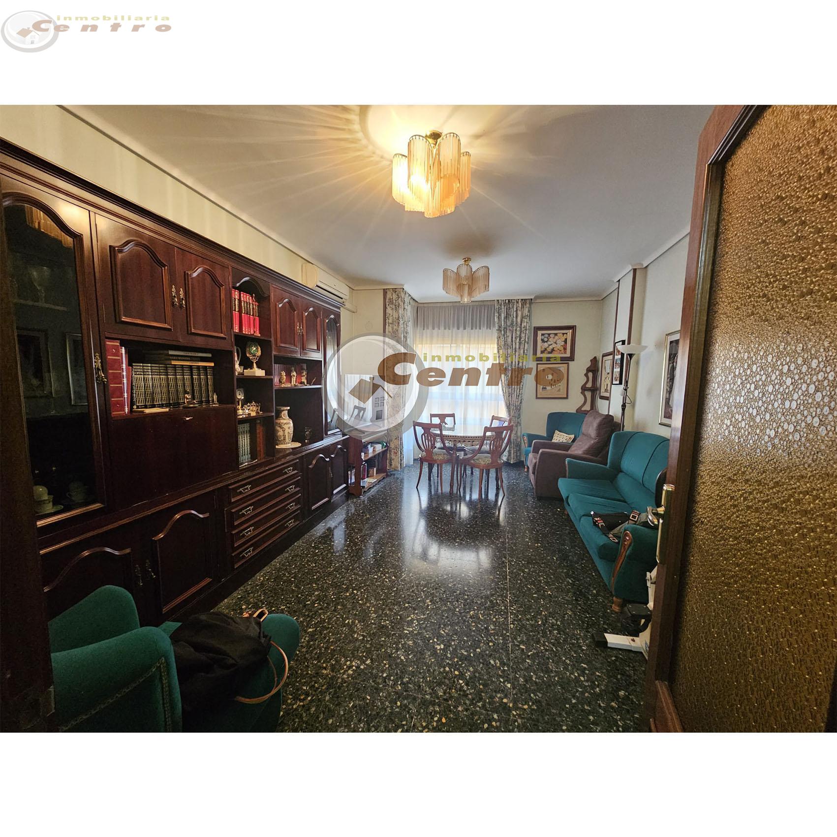 For sale of flat in Albacete