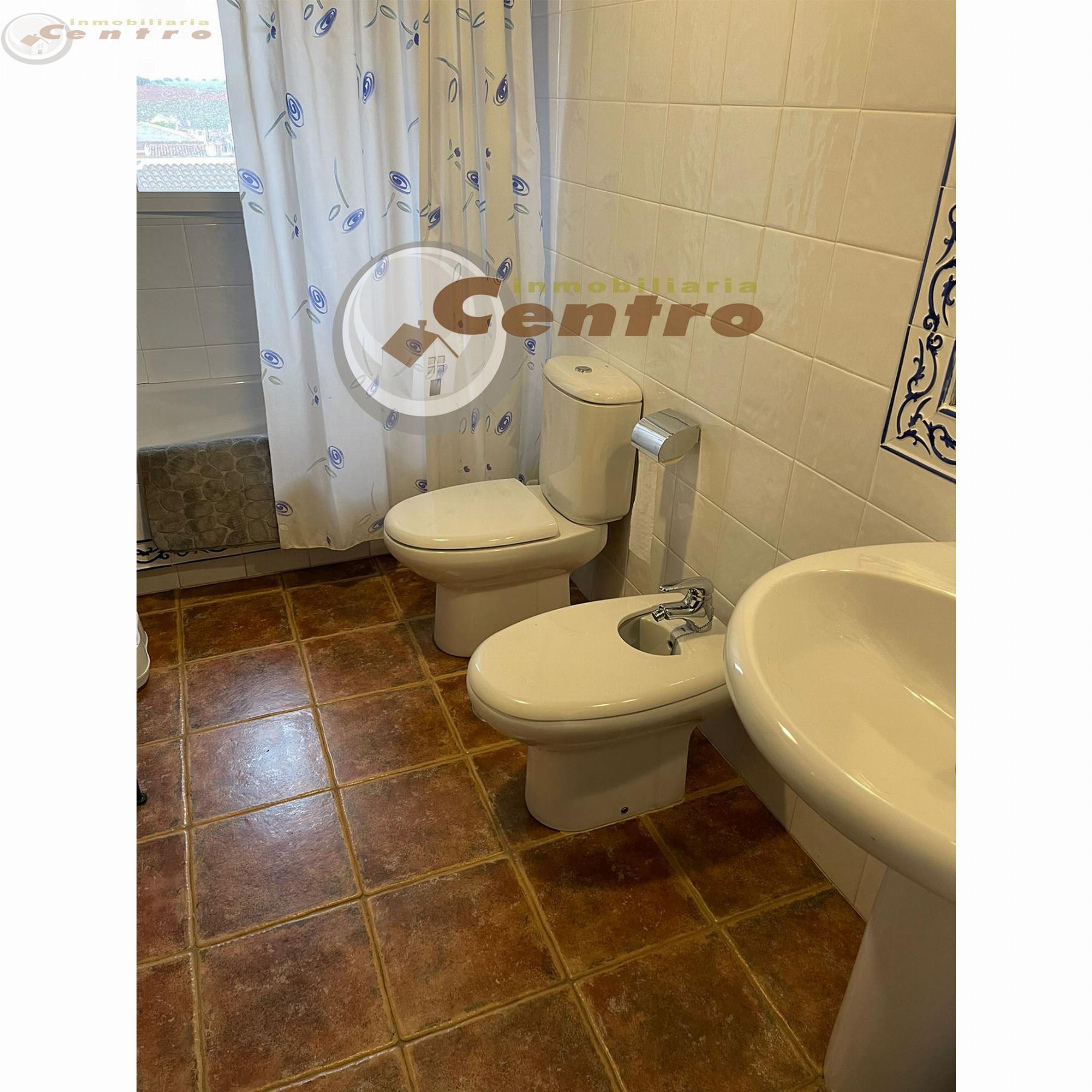Venta de chalet en Ossa de Montiel