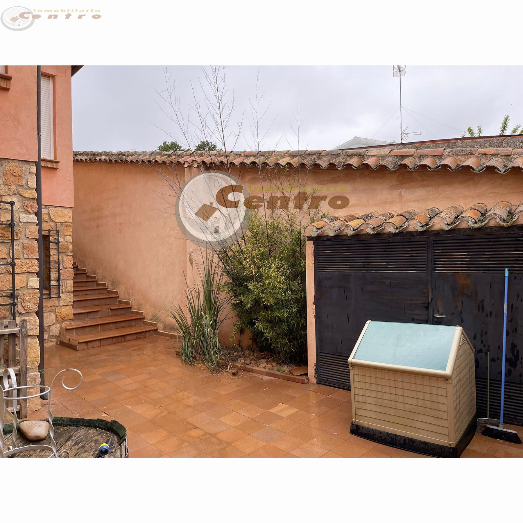 Venta de chalet en Ossa de Montiel