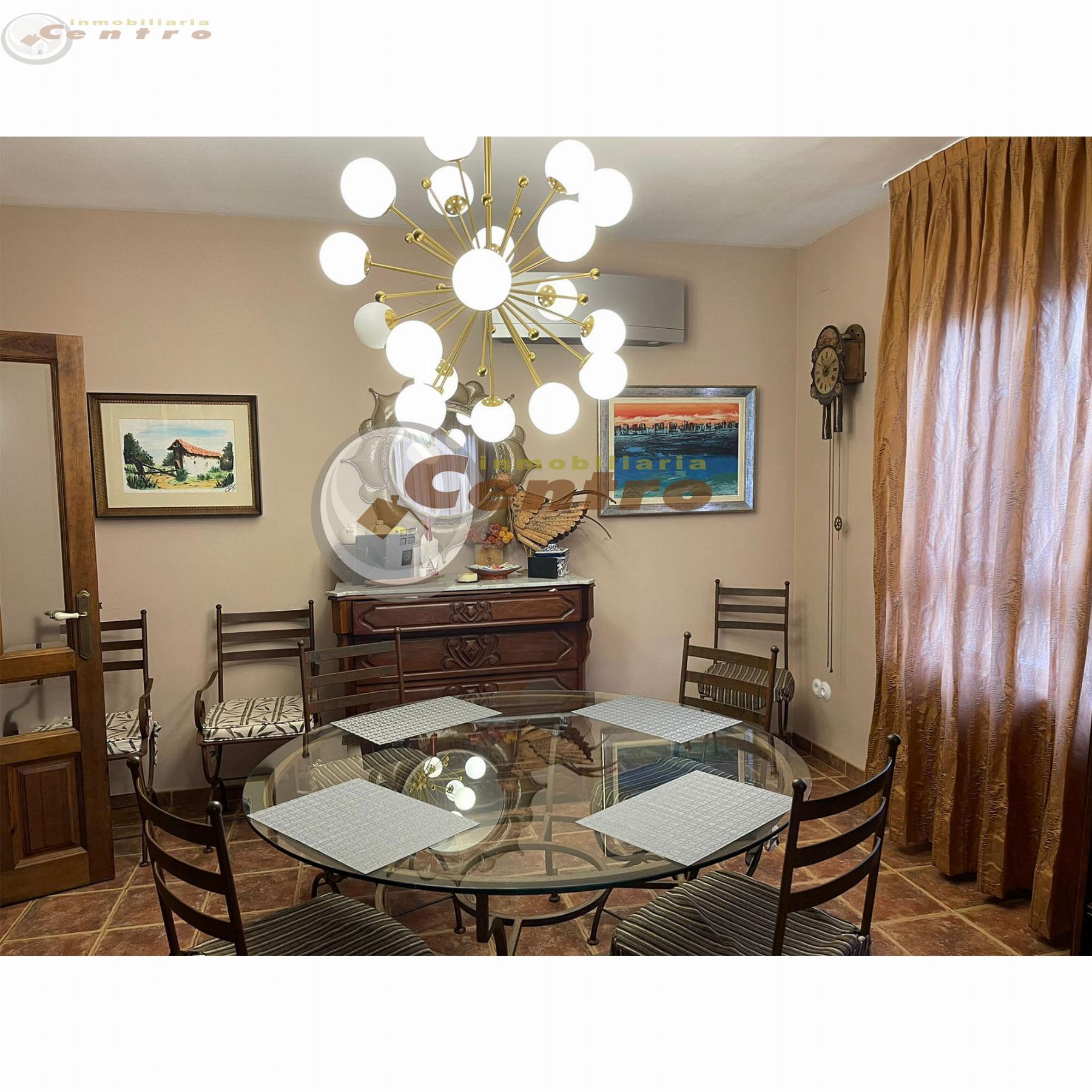 Venta de chalet en Ossa de Montiel