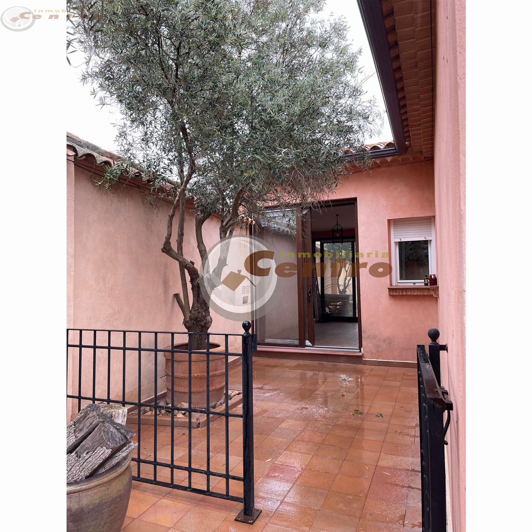 Venta de chalet en Ossa de Montiel