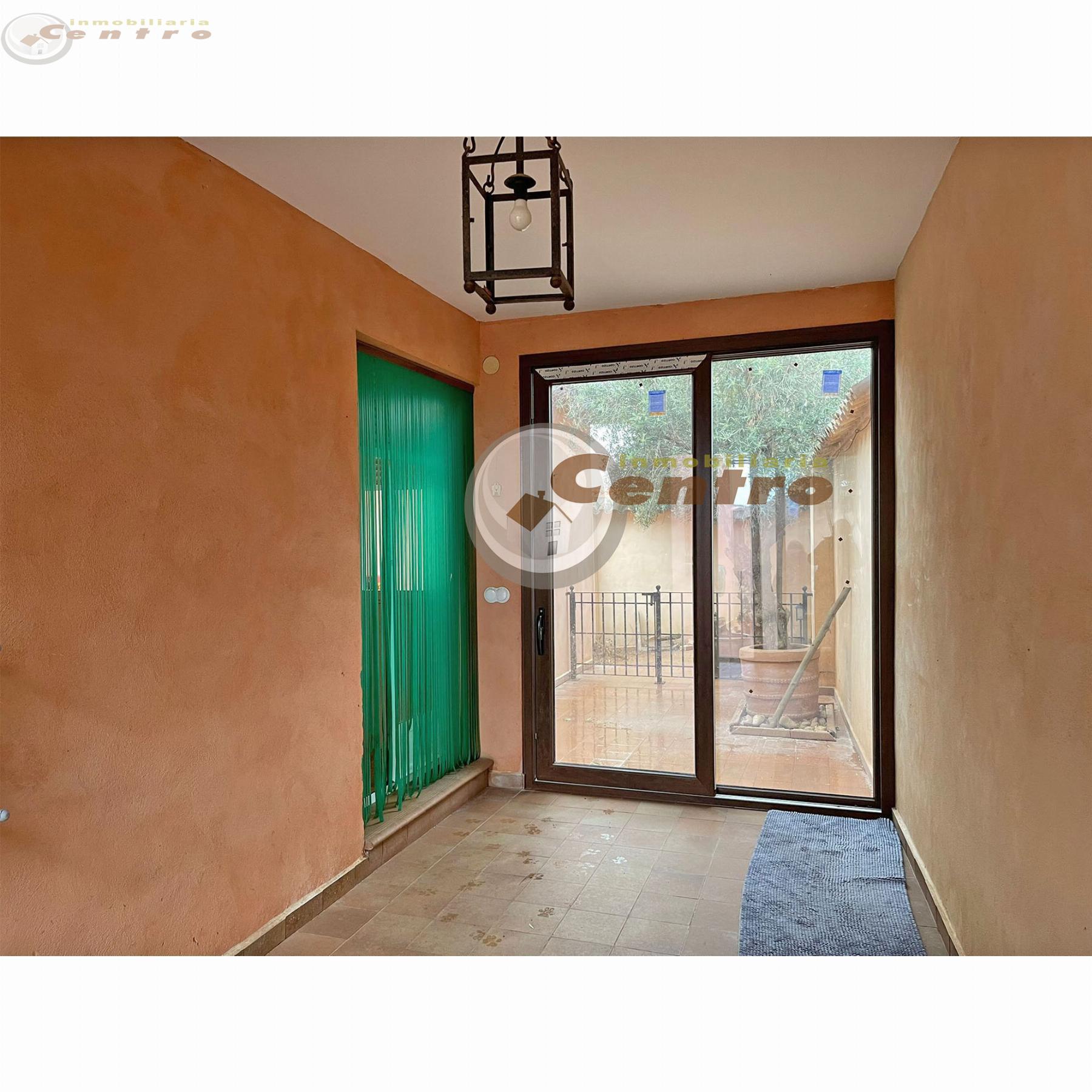 Venta de chalet en Ossa de Montiel