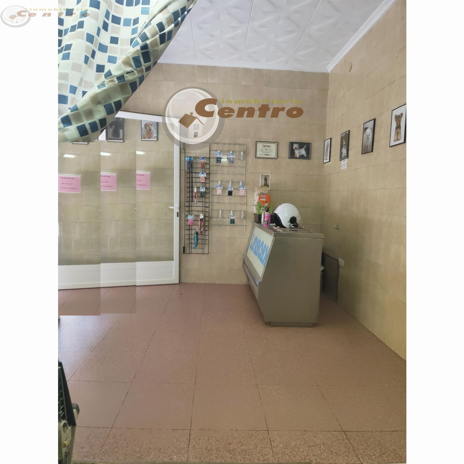 For sale of premises in Albacete