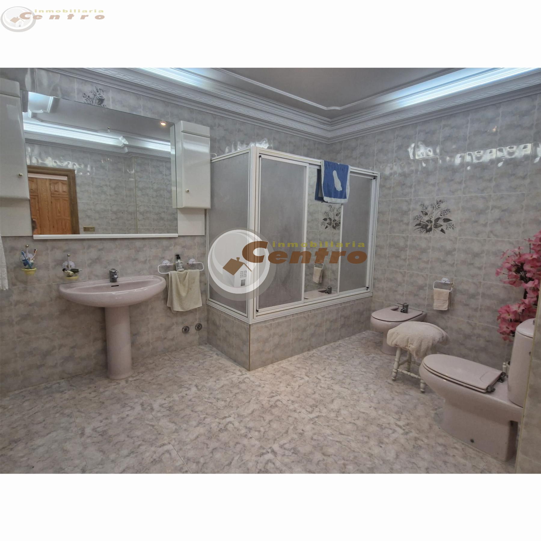 Venta de chalet en Albacete