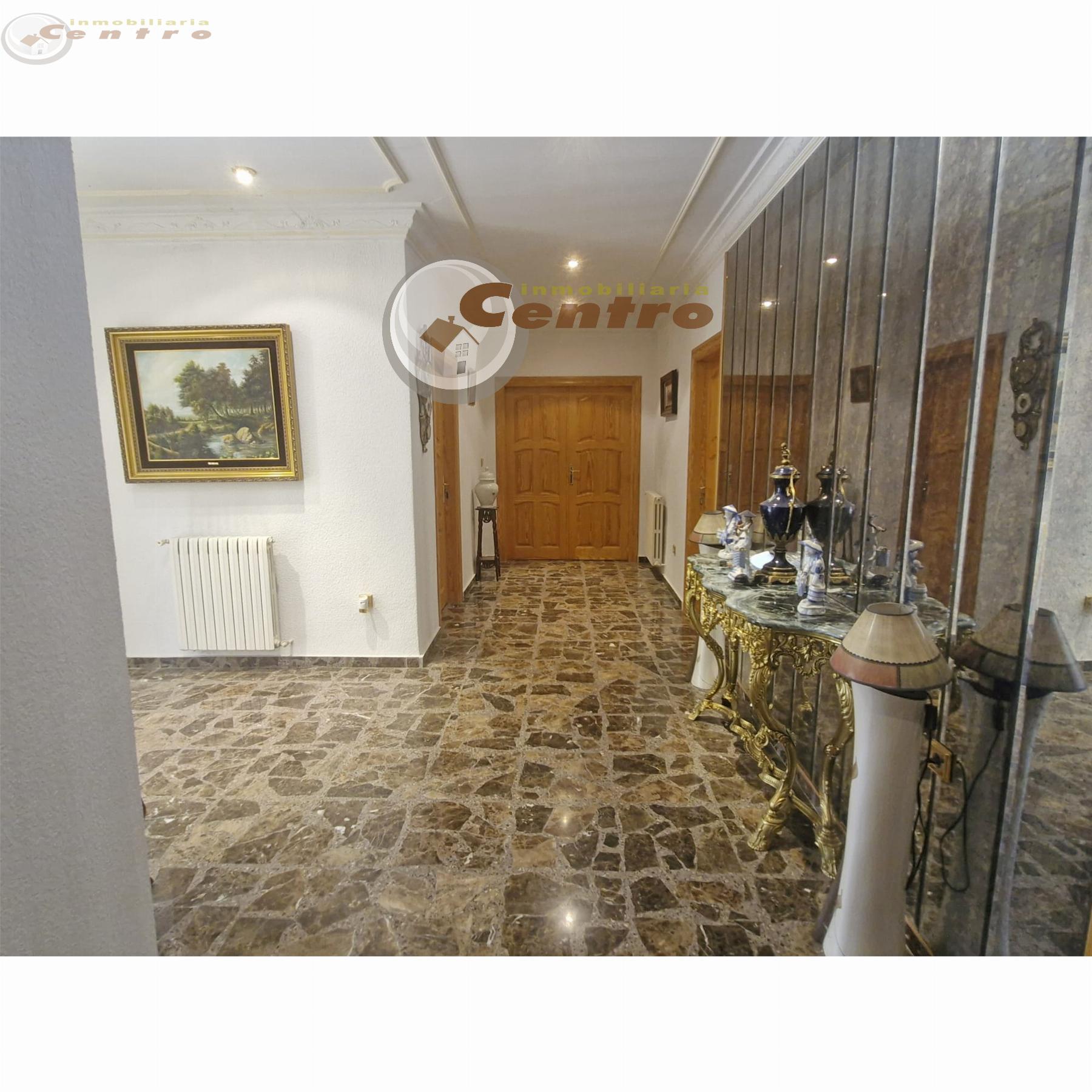 Venta de chalet en Albacete