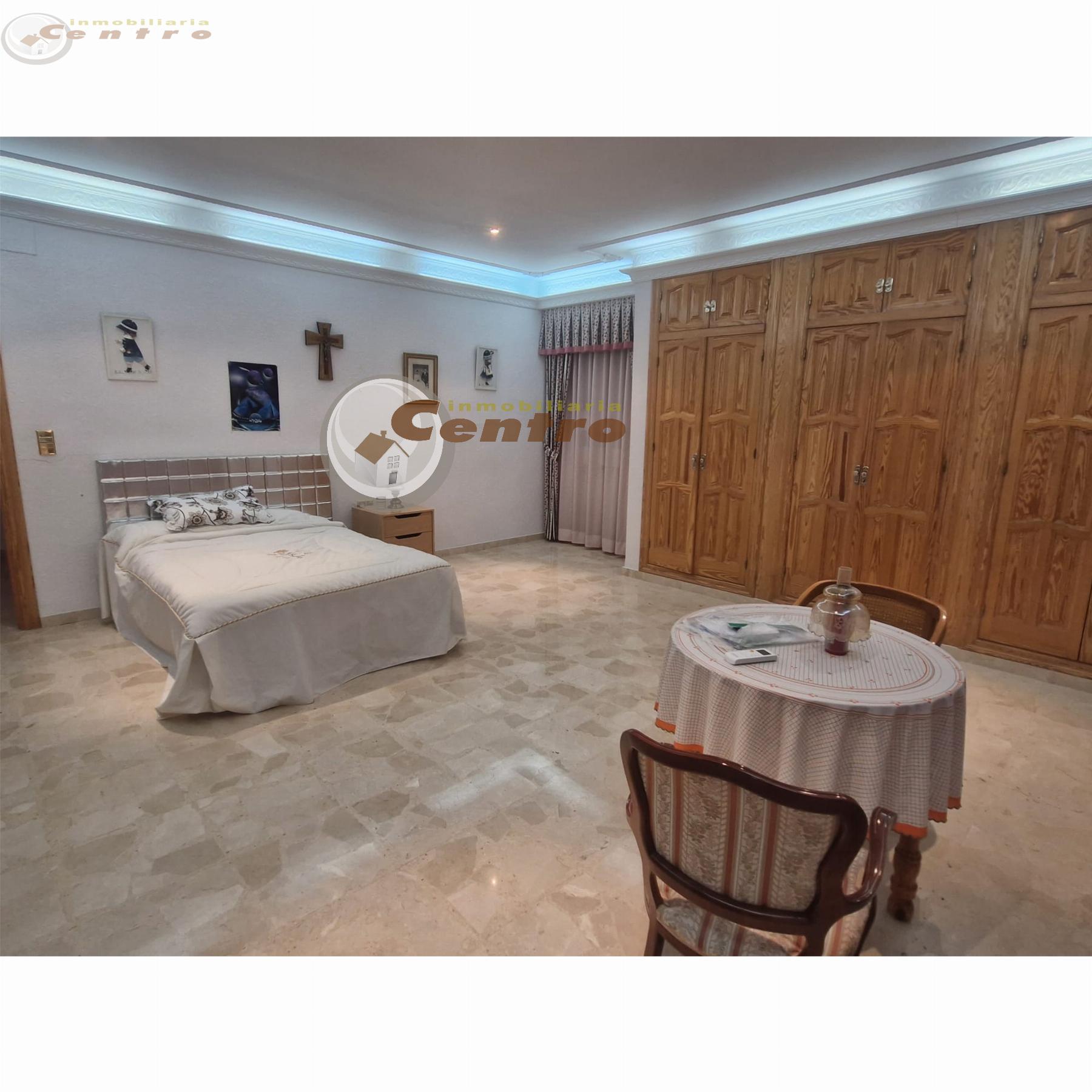 Venta de chalet en Albacete