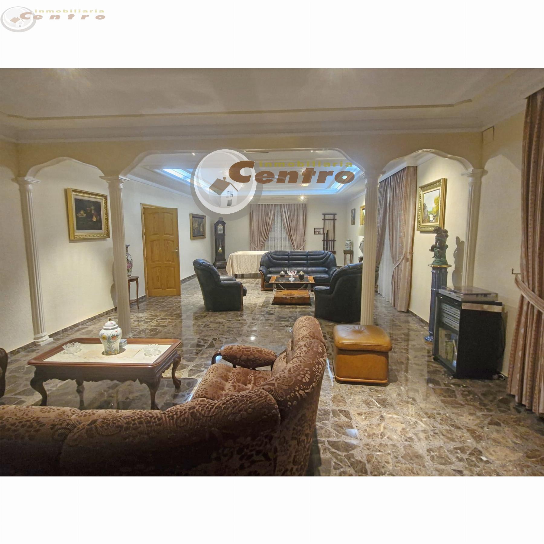 Venta de chalet en Albacete