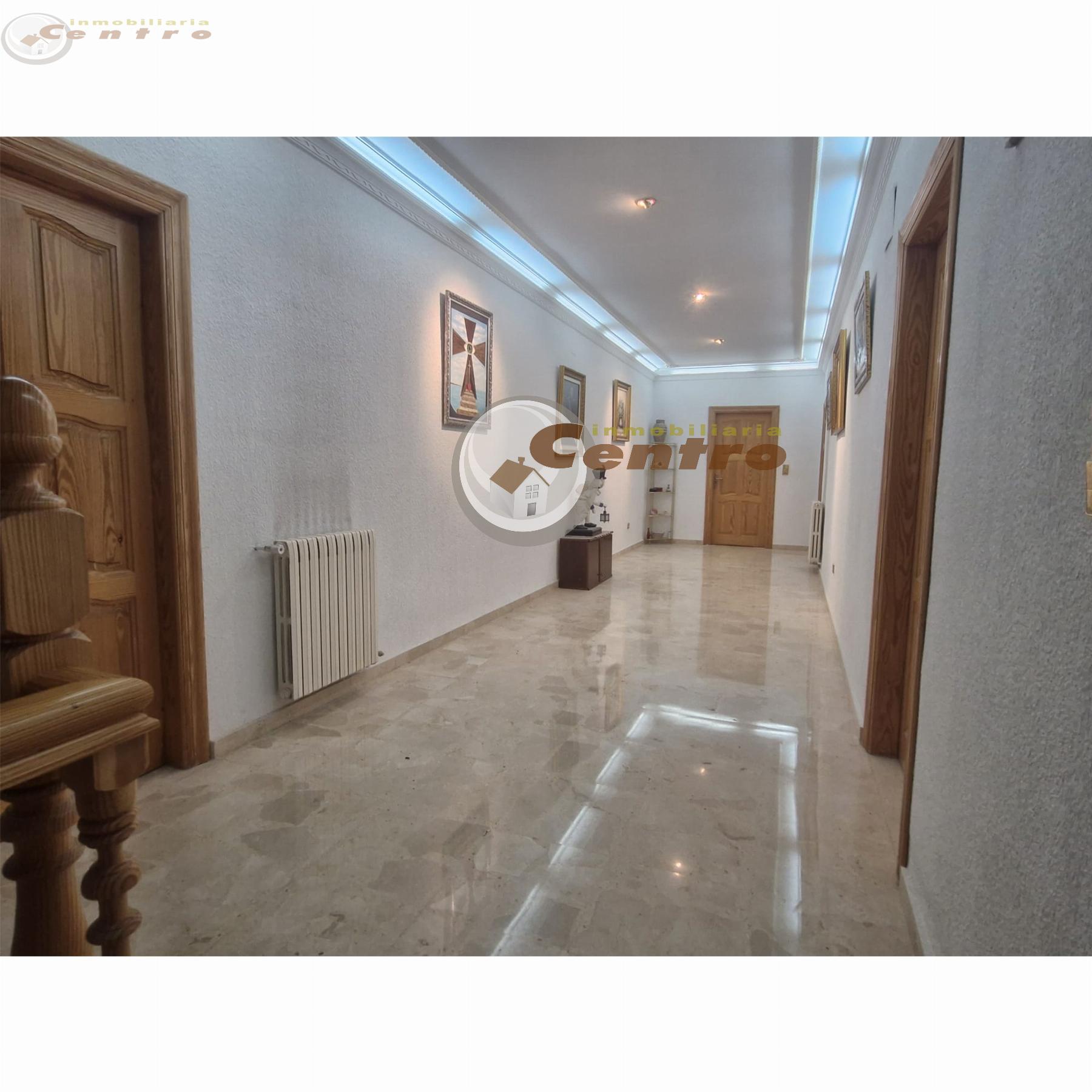 Venta de chalet en Albacete