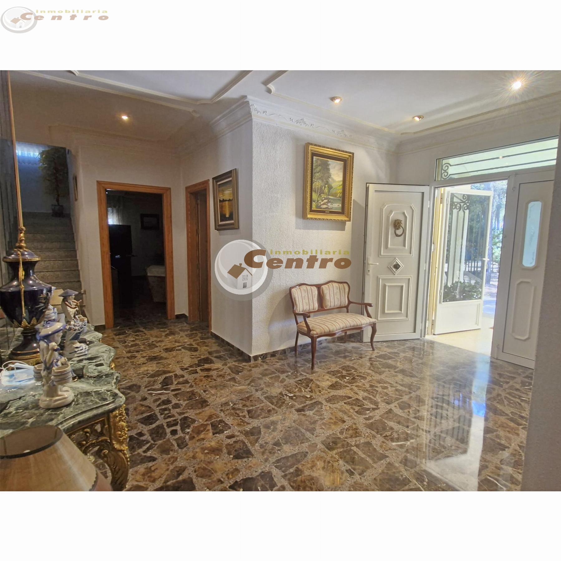 Venta de chalet en Albacete