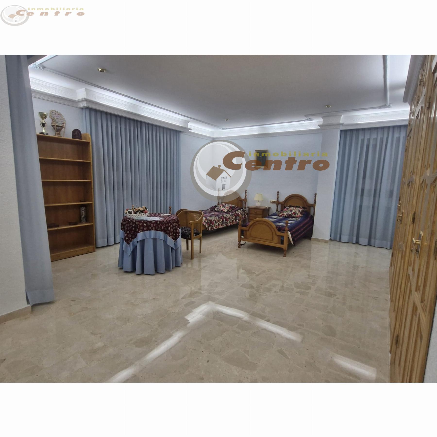 Venta de chalet en Albacete