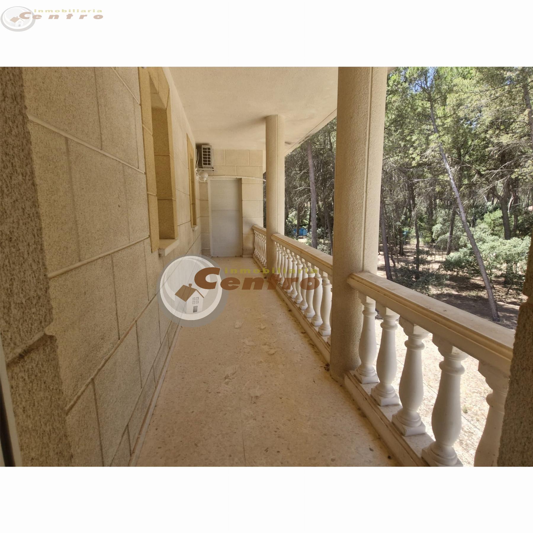 Venta de chalet en Albacete