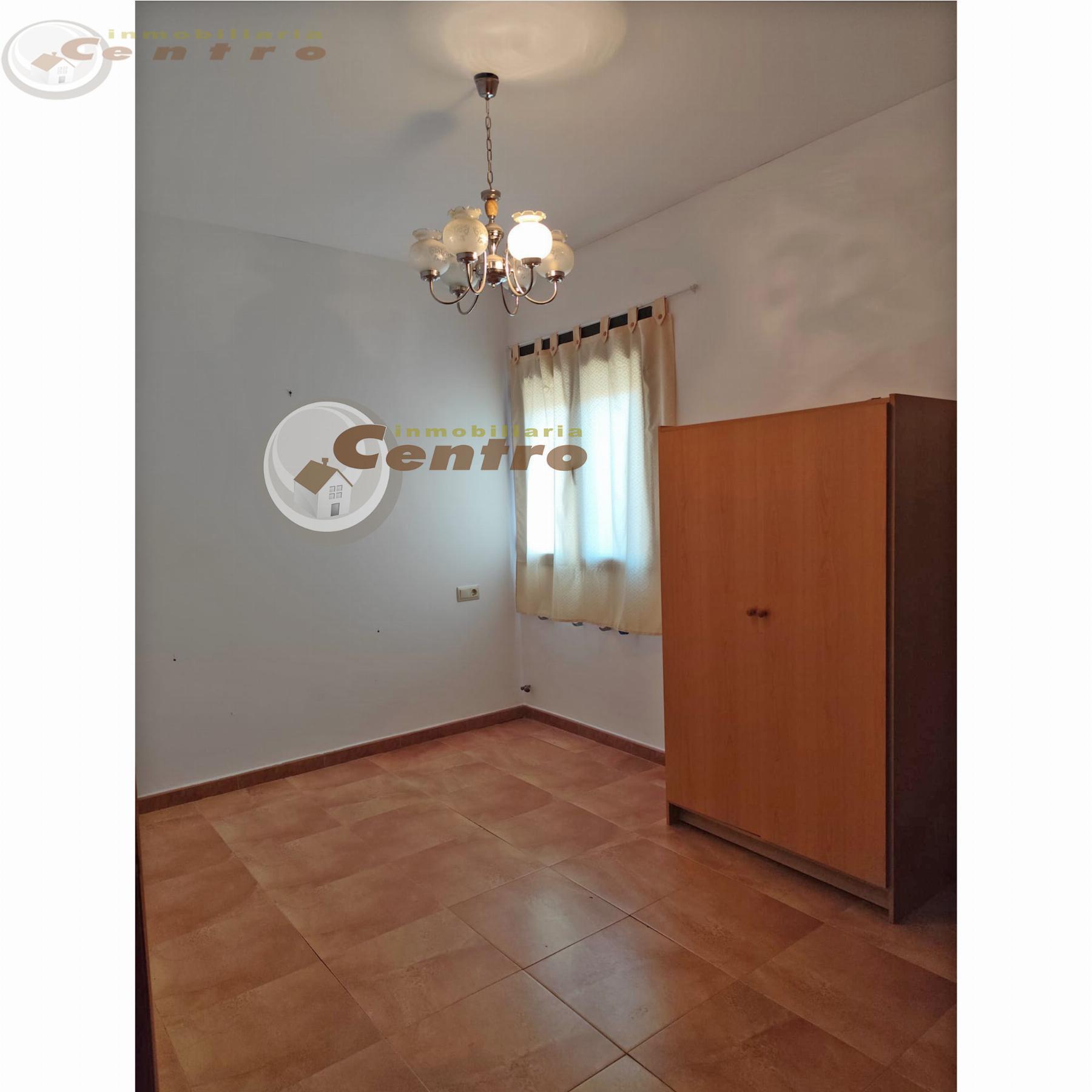 Venta de casa en Valdeganga