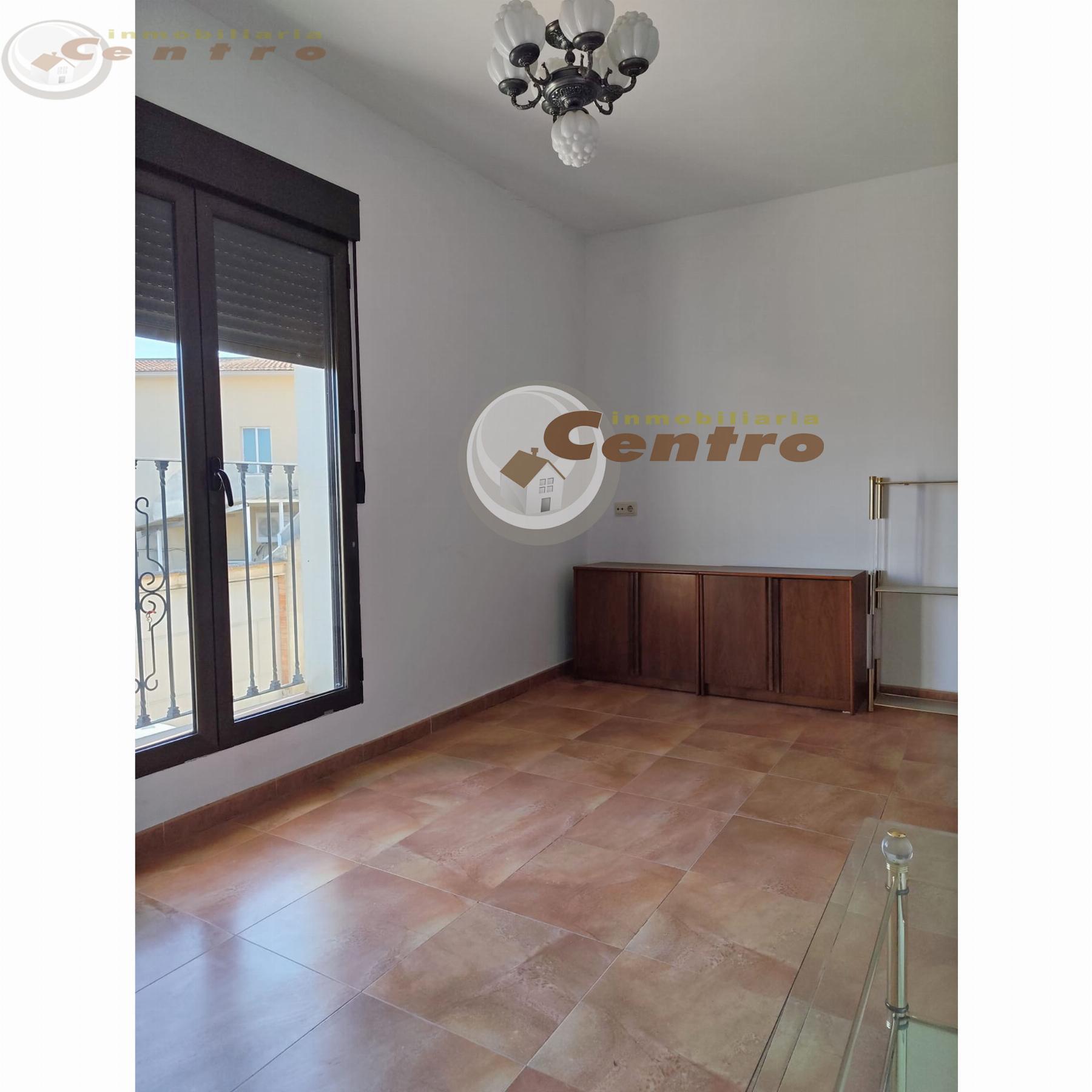 Venta de casa en Valdeganga