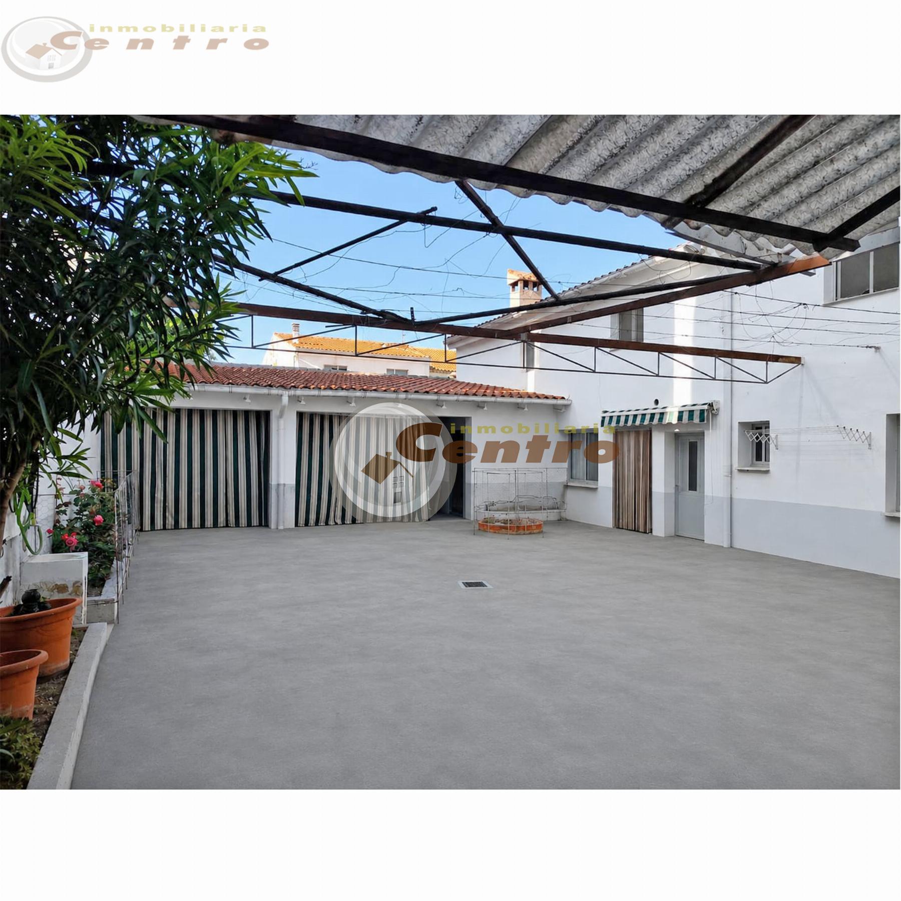 Venta de casa en Valdeganga