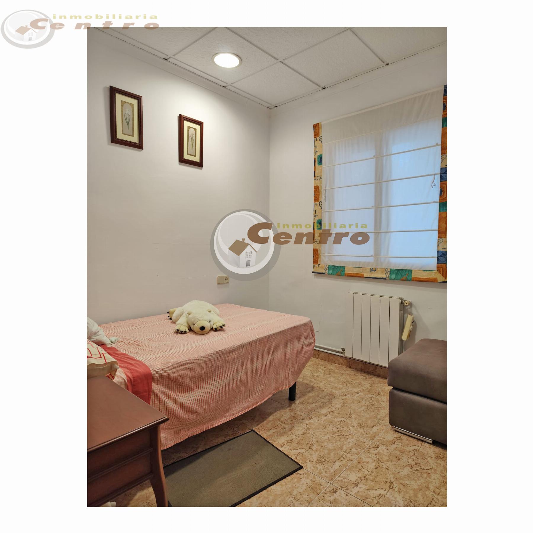 Venta de casa en Valdeganga