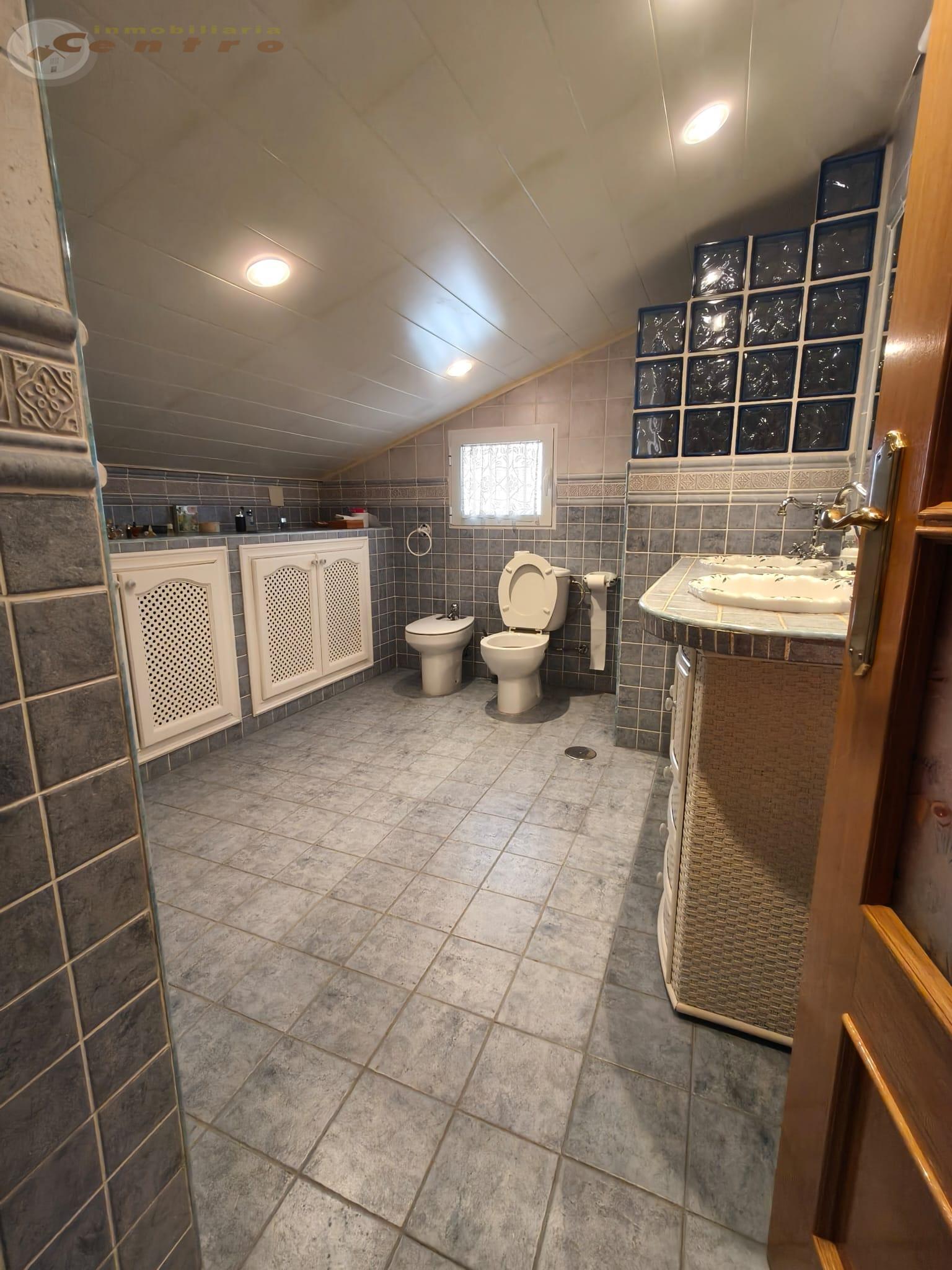 Venta de chalet en Albacete