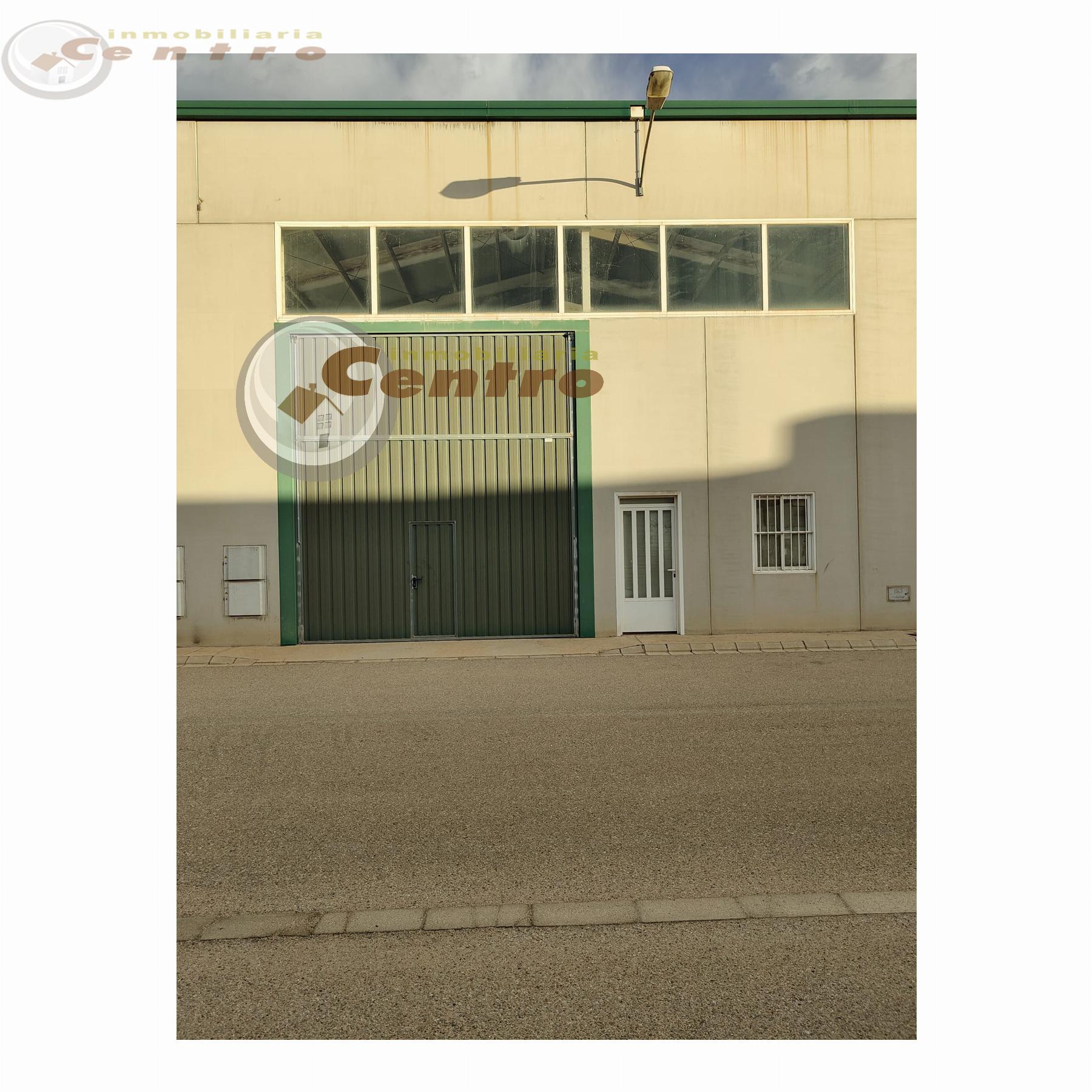 Venta de nave en Albacete