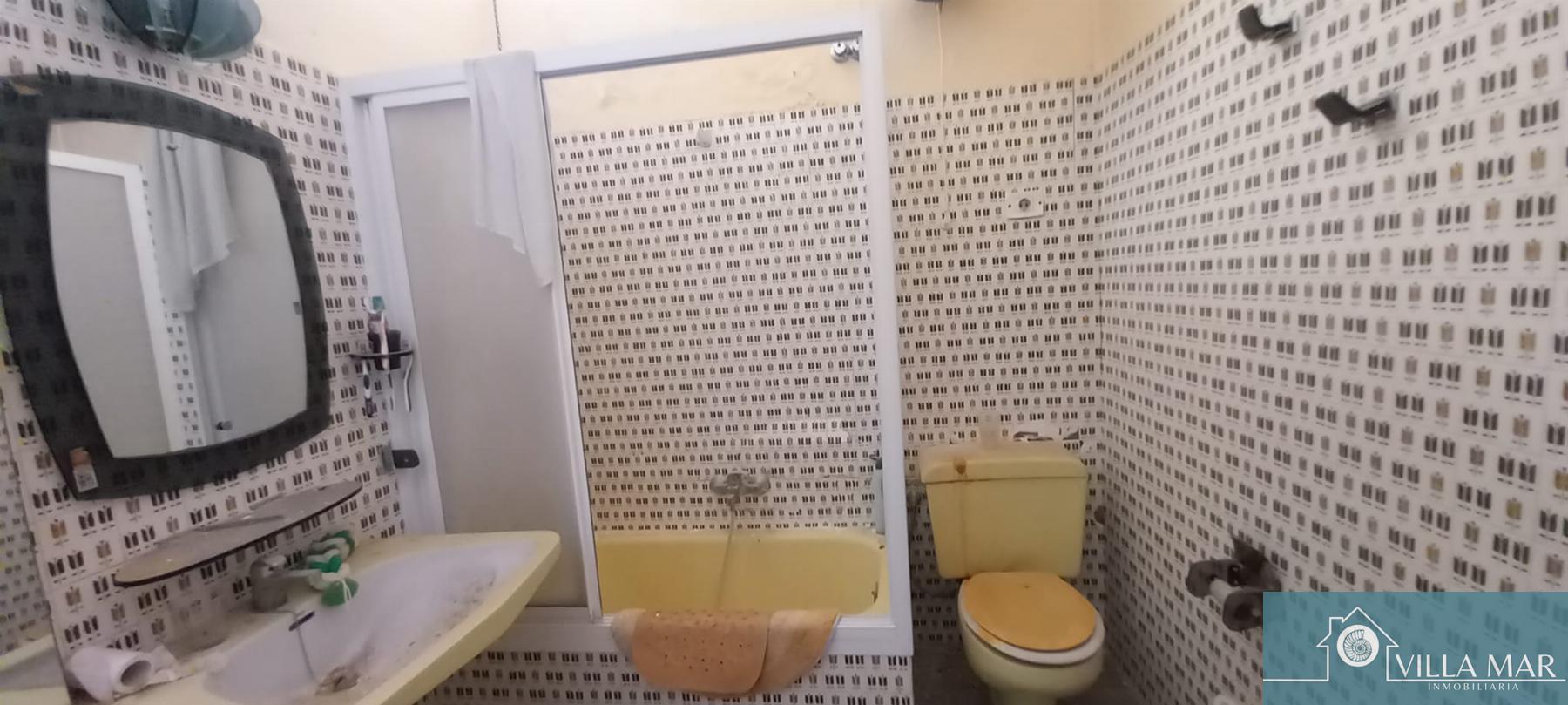 For sale of flat in Rota