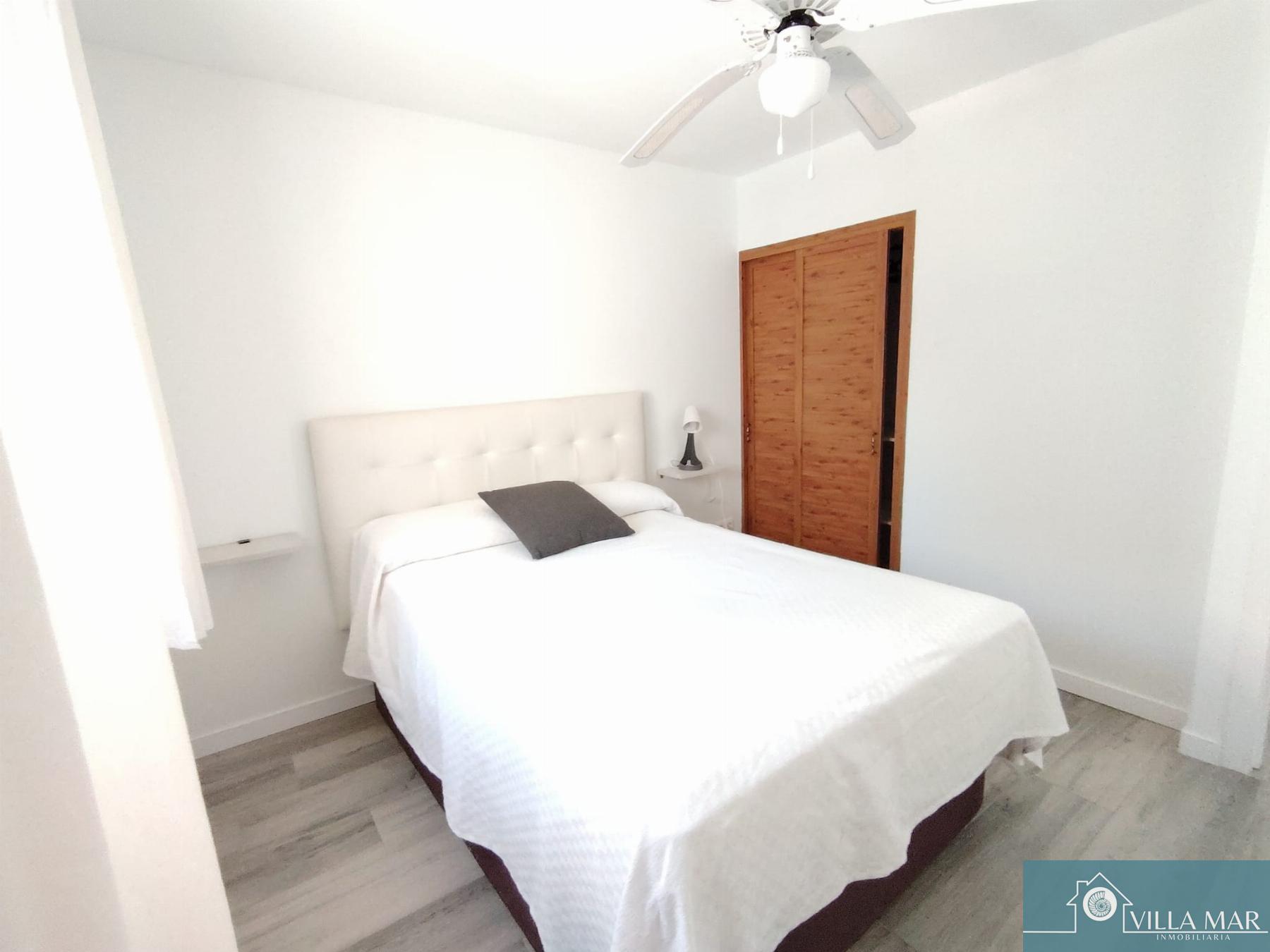For sale of flat in Rota