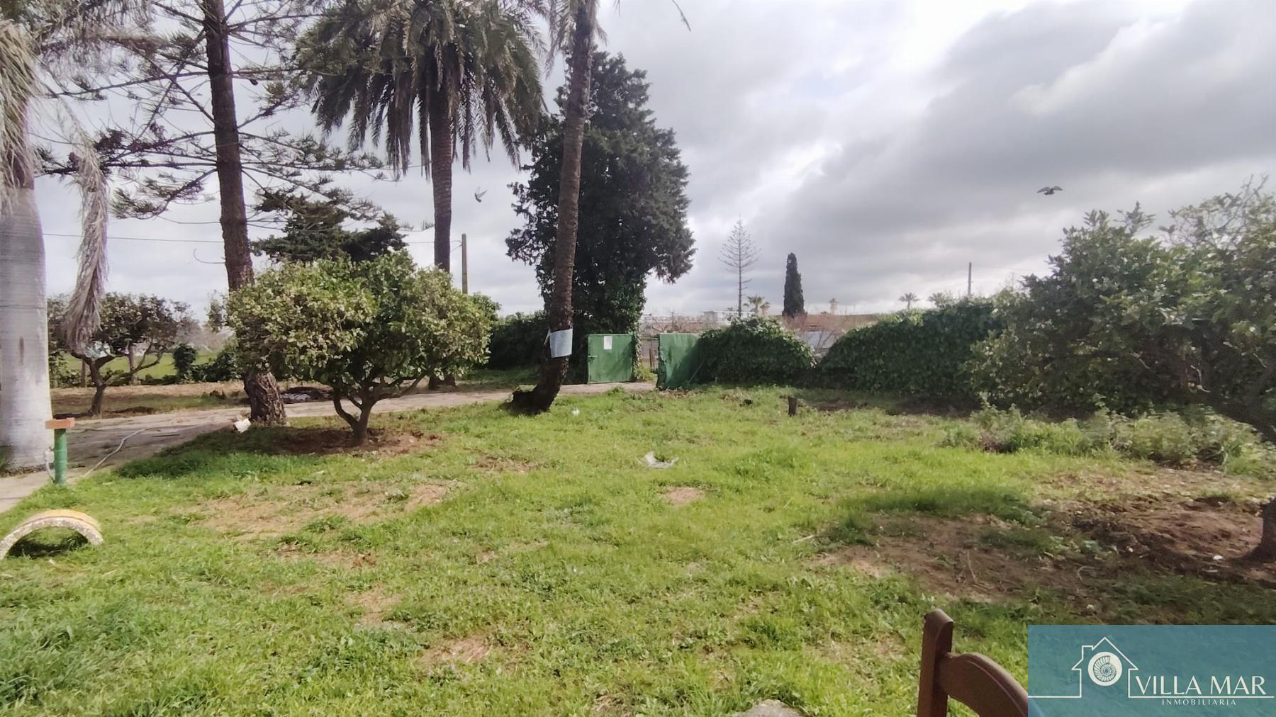 Venta de finca de recreo en Rota