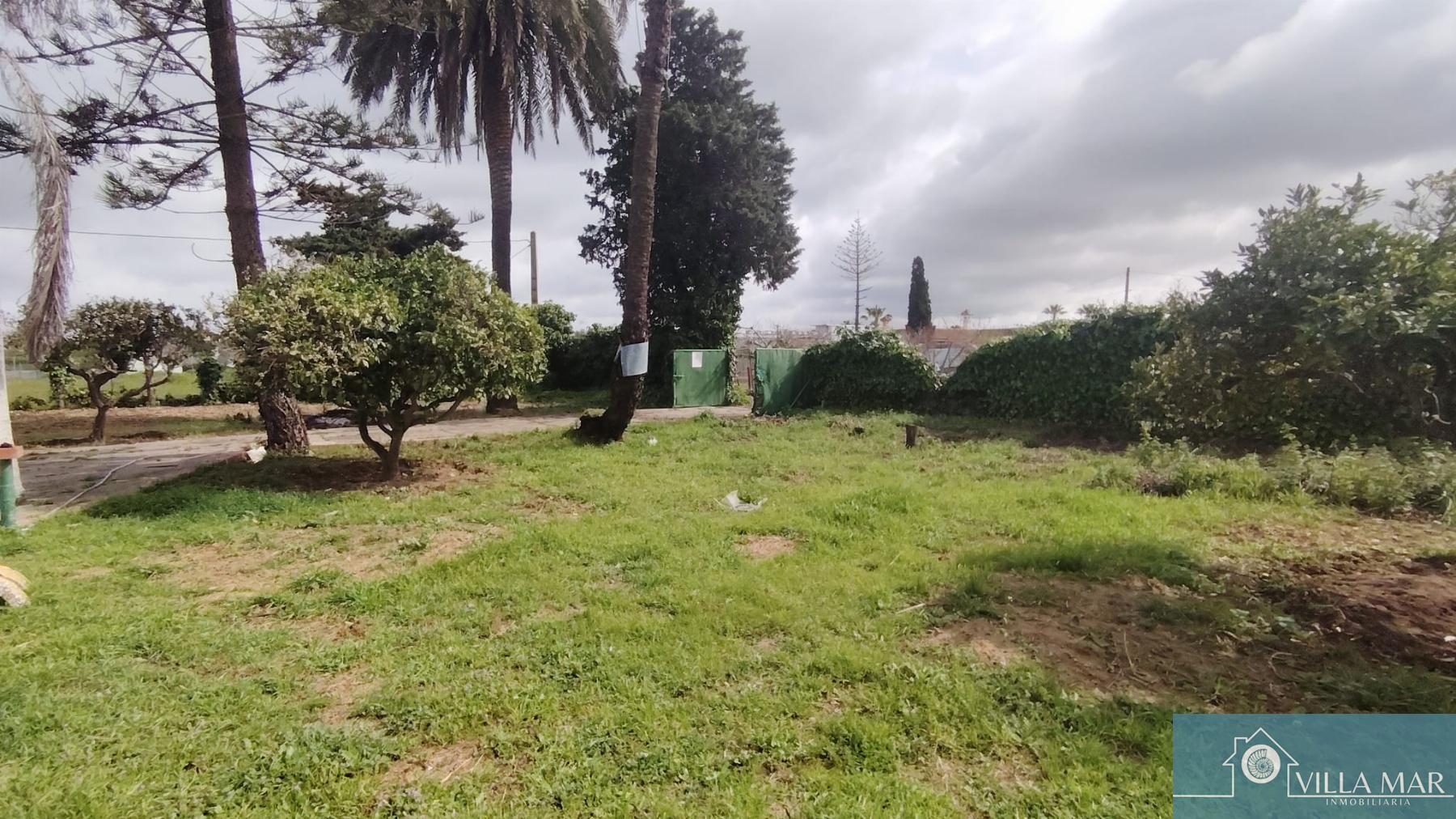 Venta de finca de recreo en Rota