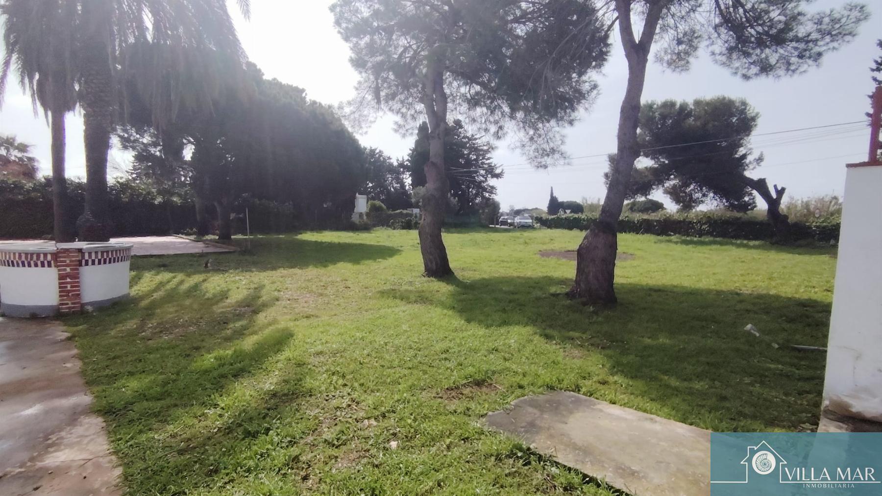 Venta de finca de recreo en Rota